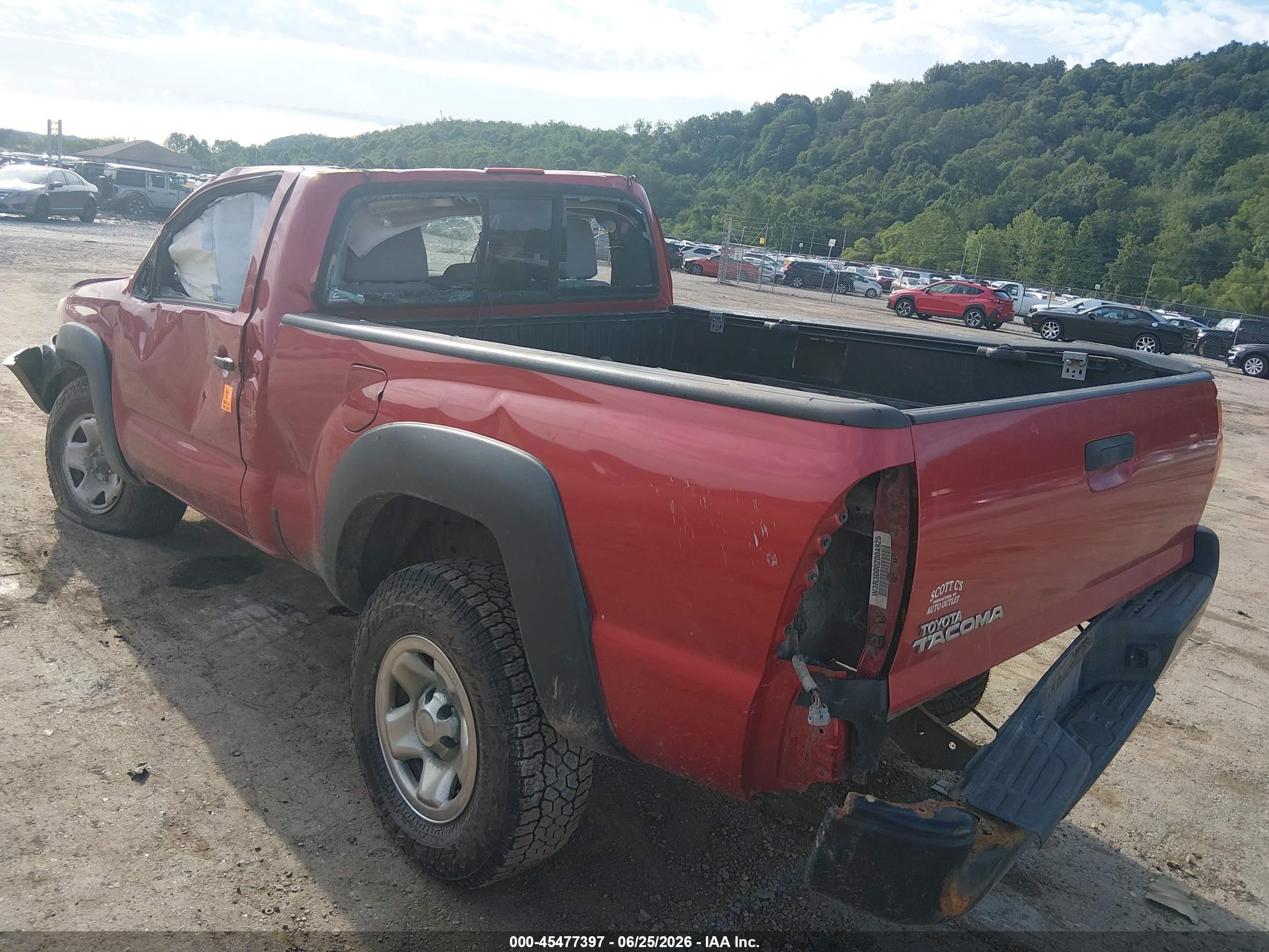 2012 Toyota Tacoma   Red vin: 5TFPX4EN6CX008184