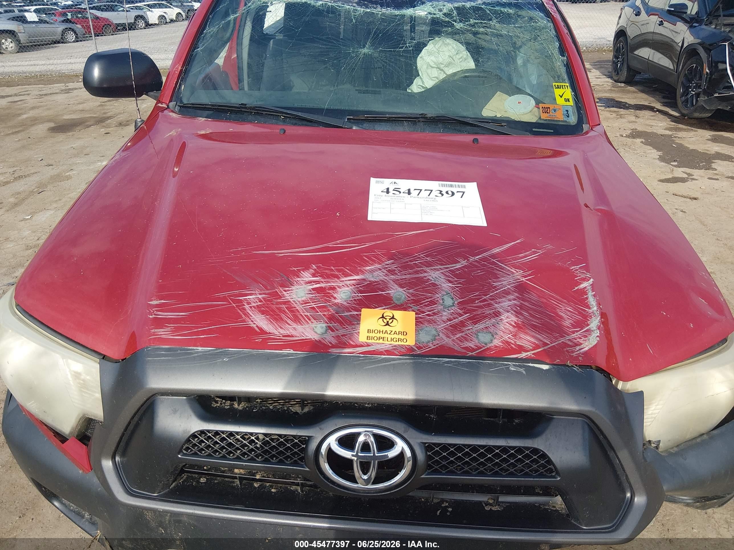 2012 Toyota Tacoma   Red vin: 5TFPX4EN6CX008184