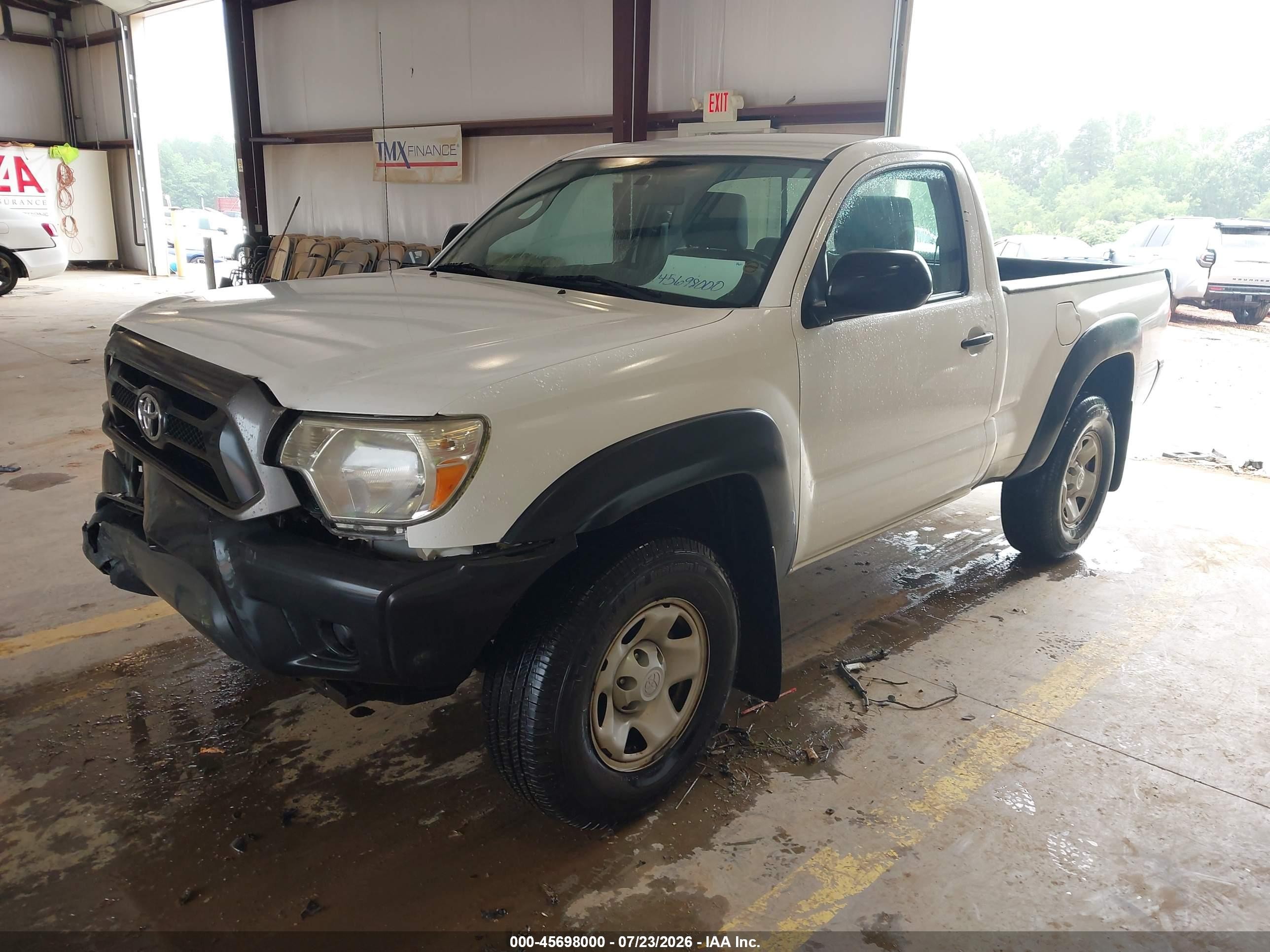 2012 Toyota Tacoma   White vin: 5TFPX4EN6CX012784