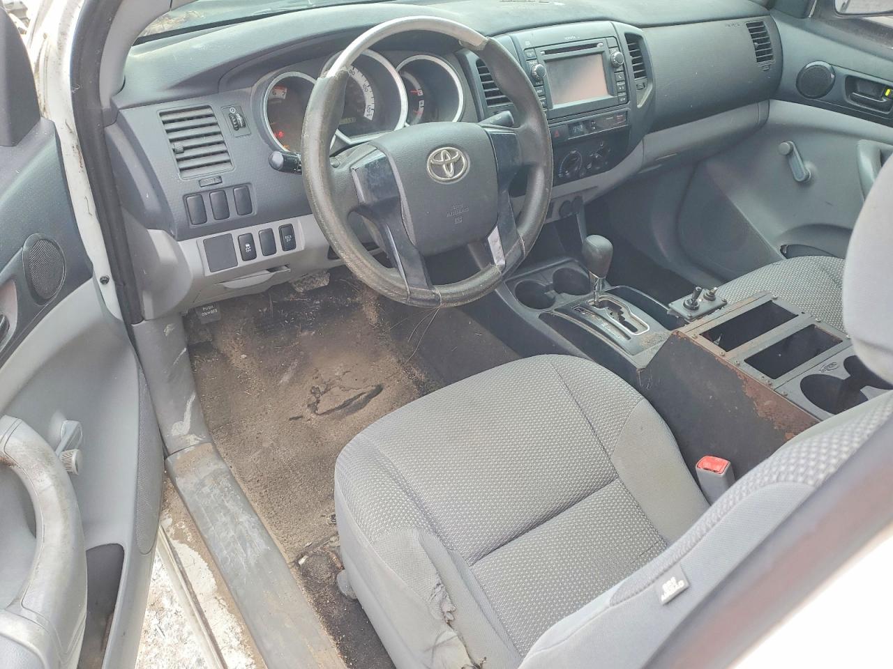 2013 Toyota Tacoma White vin: 5TFPX4EN6DX017341