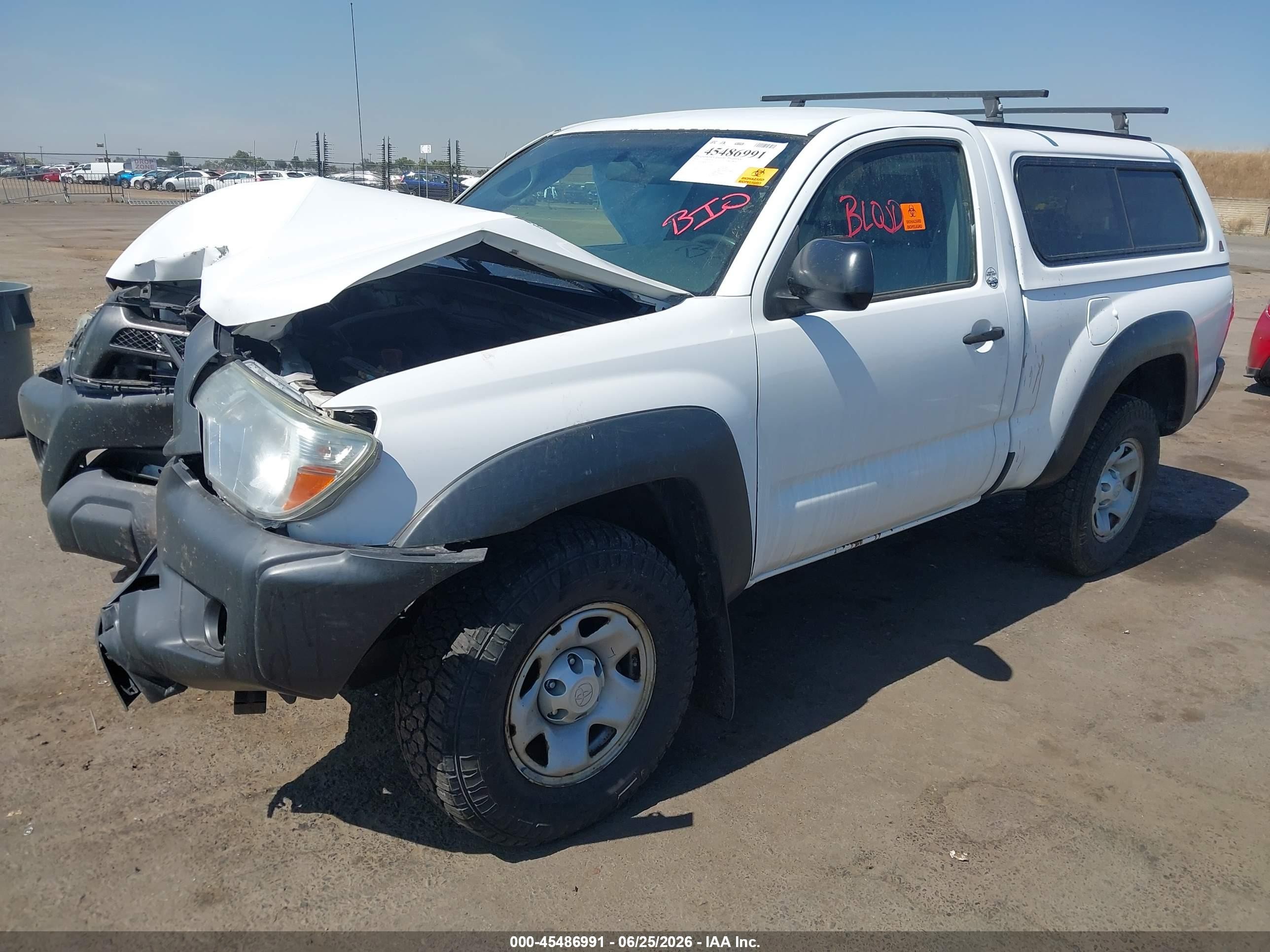 2014 Toyota Tacoma   White vin: 5TFPX4EN6EX020189