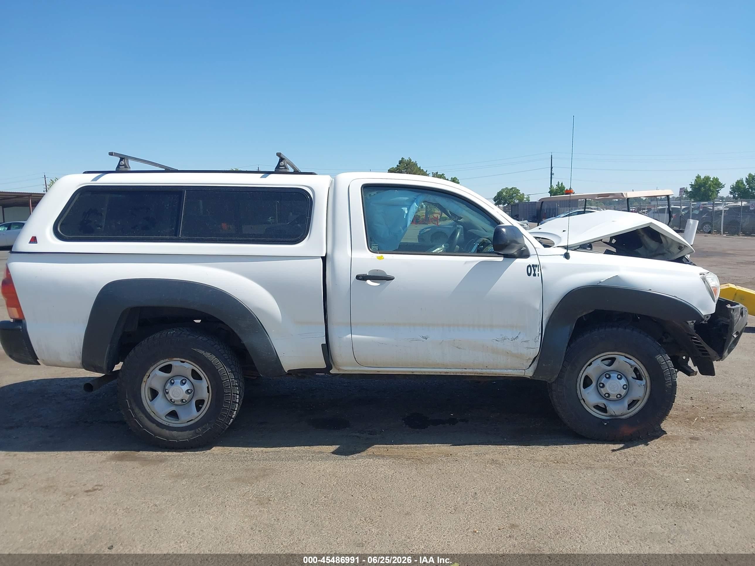 2014 Toyota Tacoma   White vin: 5TFPX4EN6EX020189