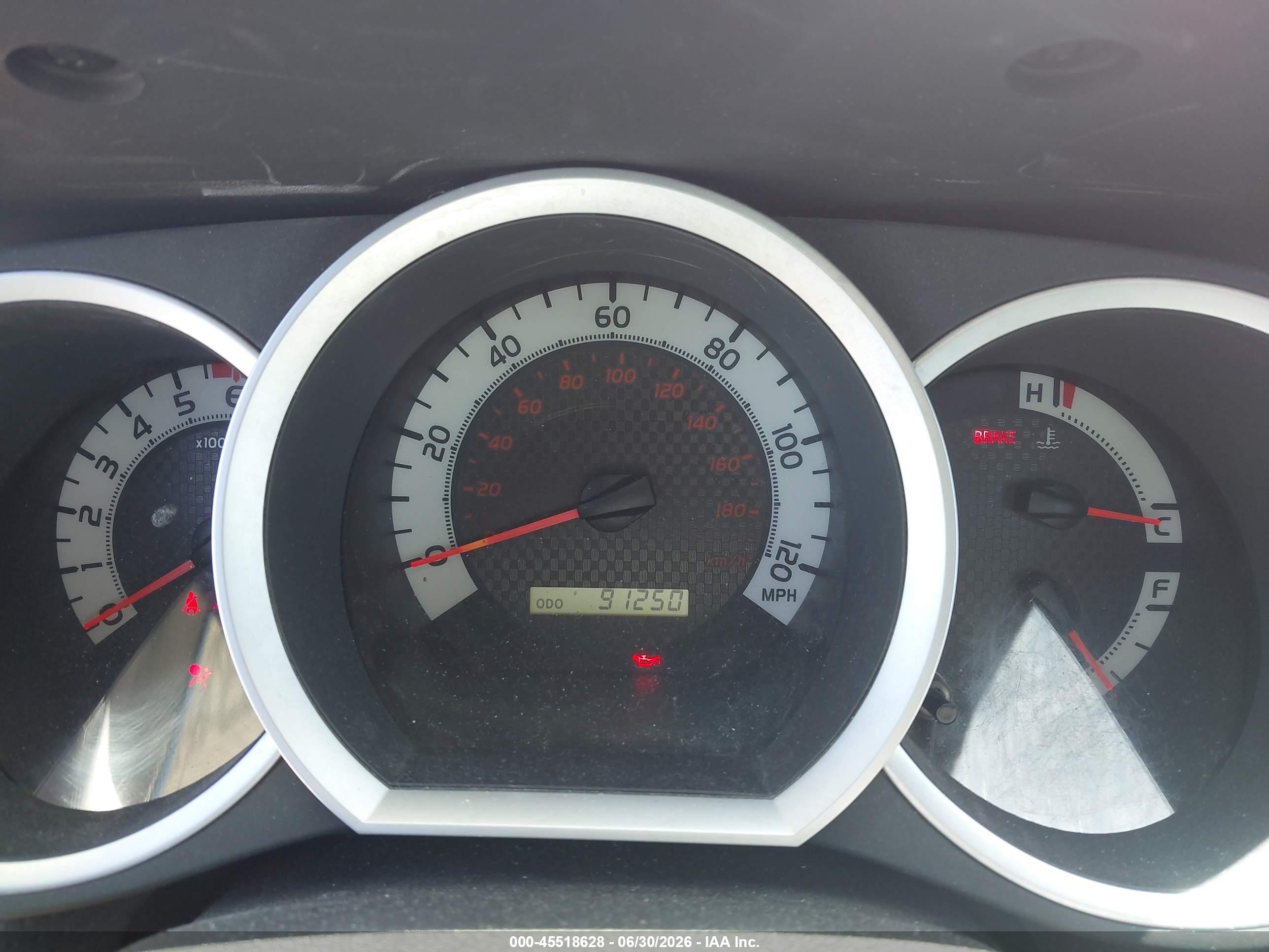 2014 Toyota Tacoma   Red vin: 5TFPX4EN8EX019786