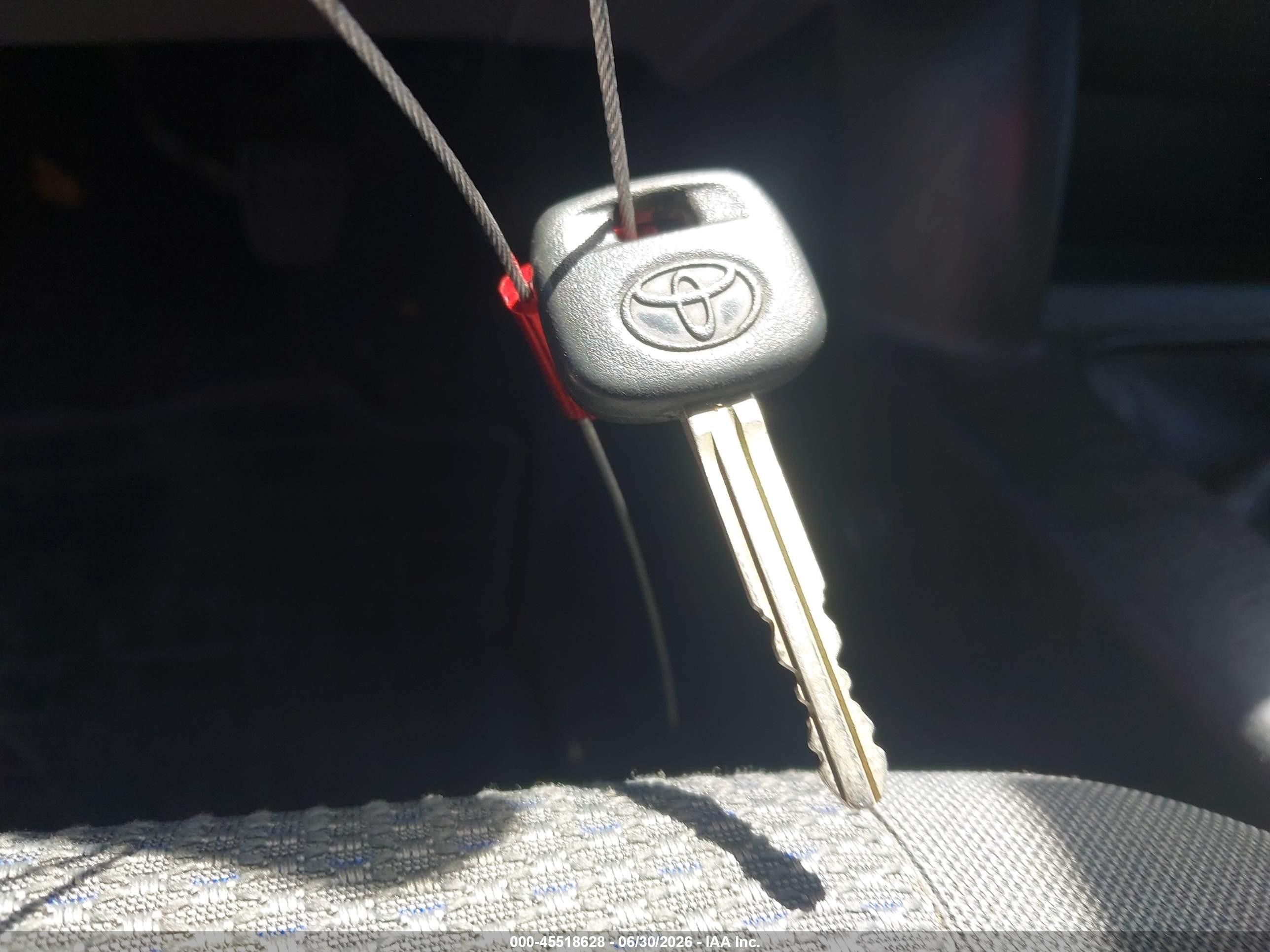2014 Toyota Tacoma   Red vin: 5TFPX4EN8EX019786
