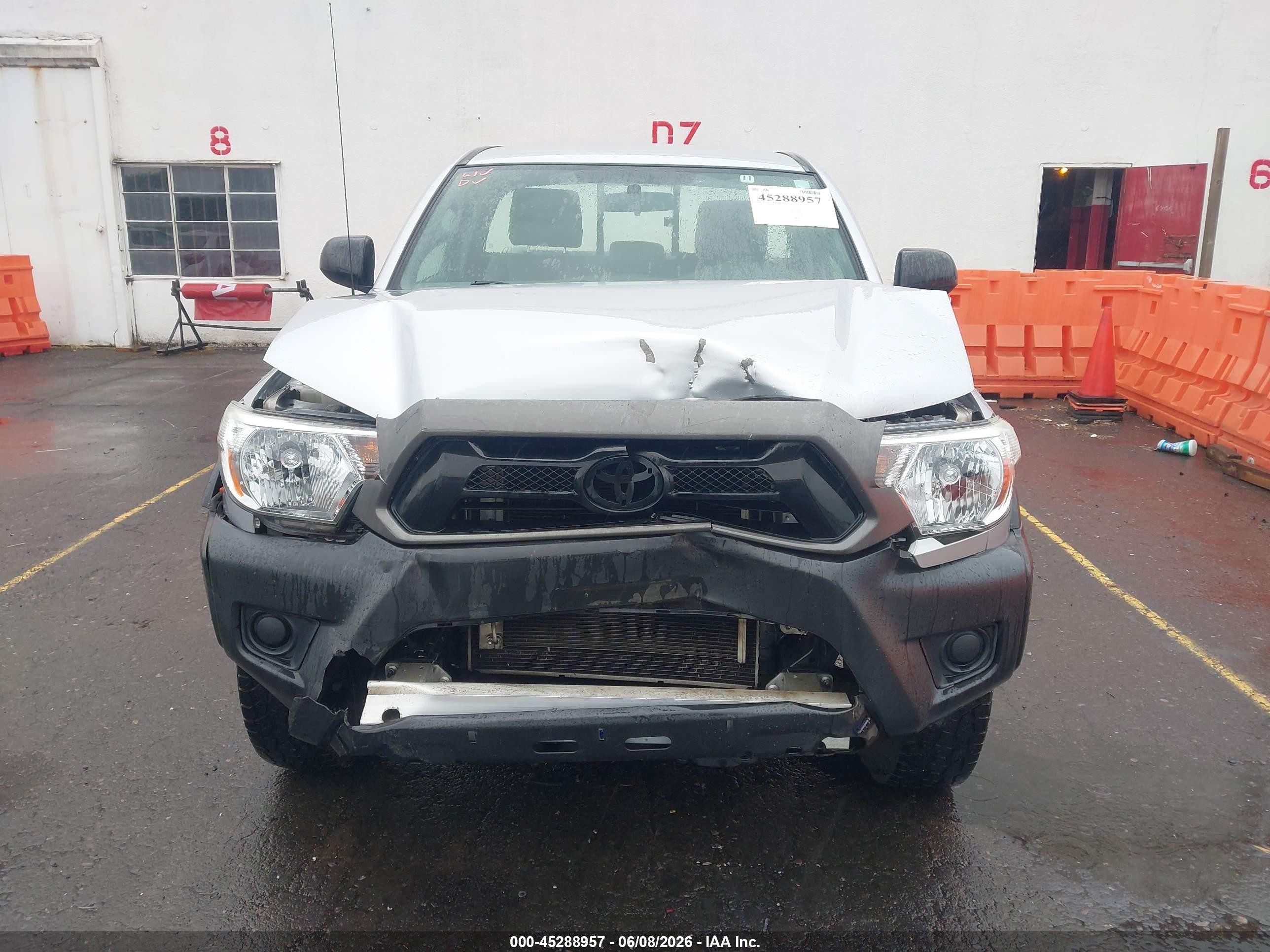 2012 Toyota Tacoma   Silver vin: 5TFPX4EN9CX011693