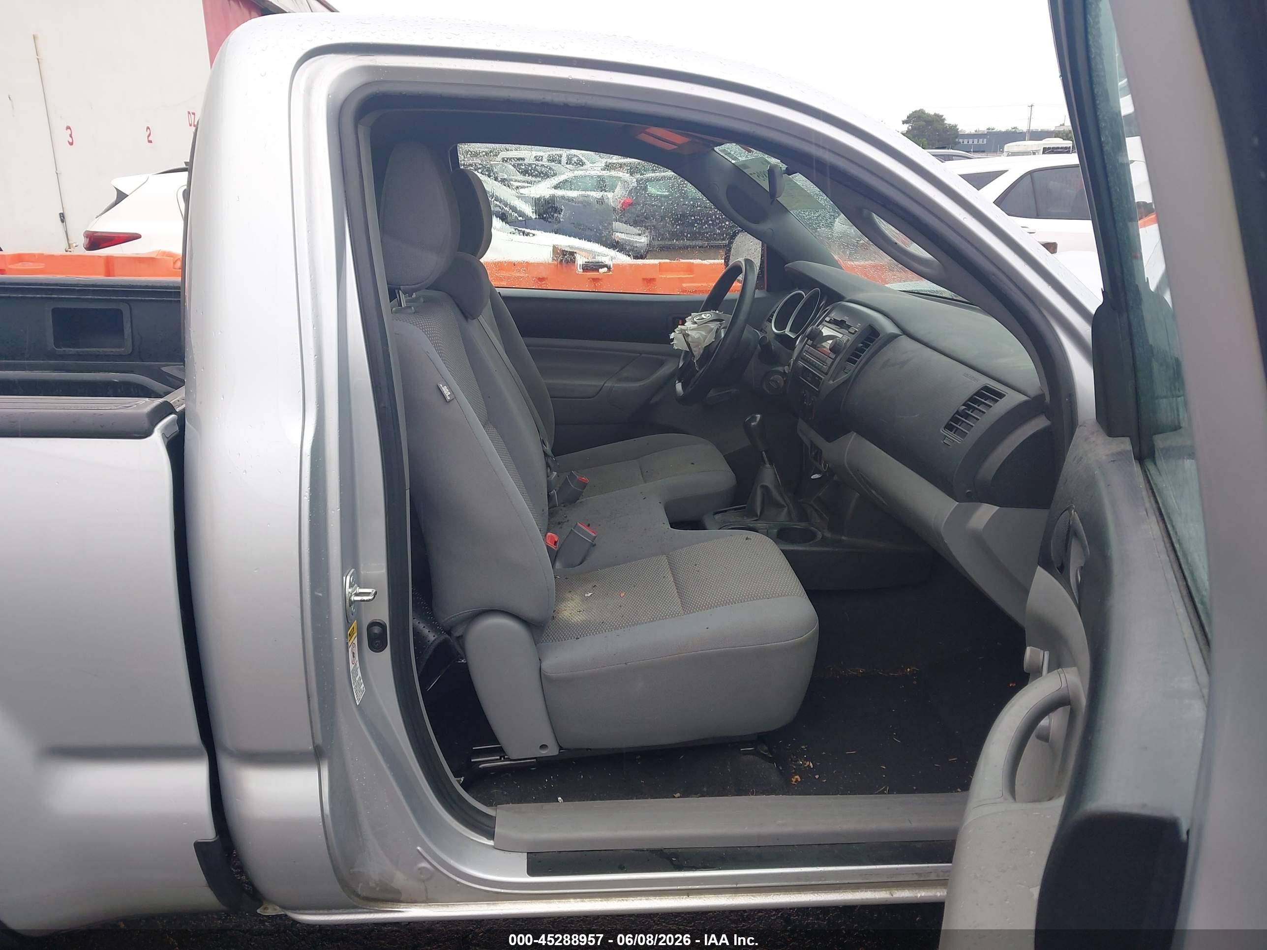 2012 Toyota Tacoma   Silver vin: 5TFPX4EN9CX011693