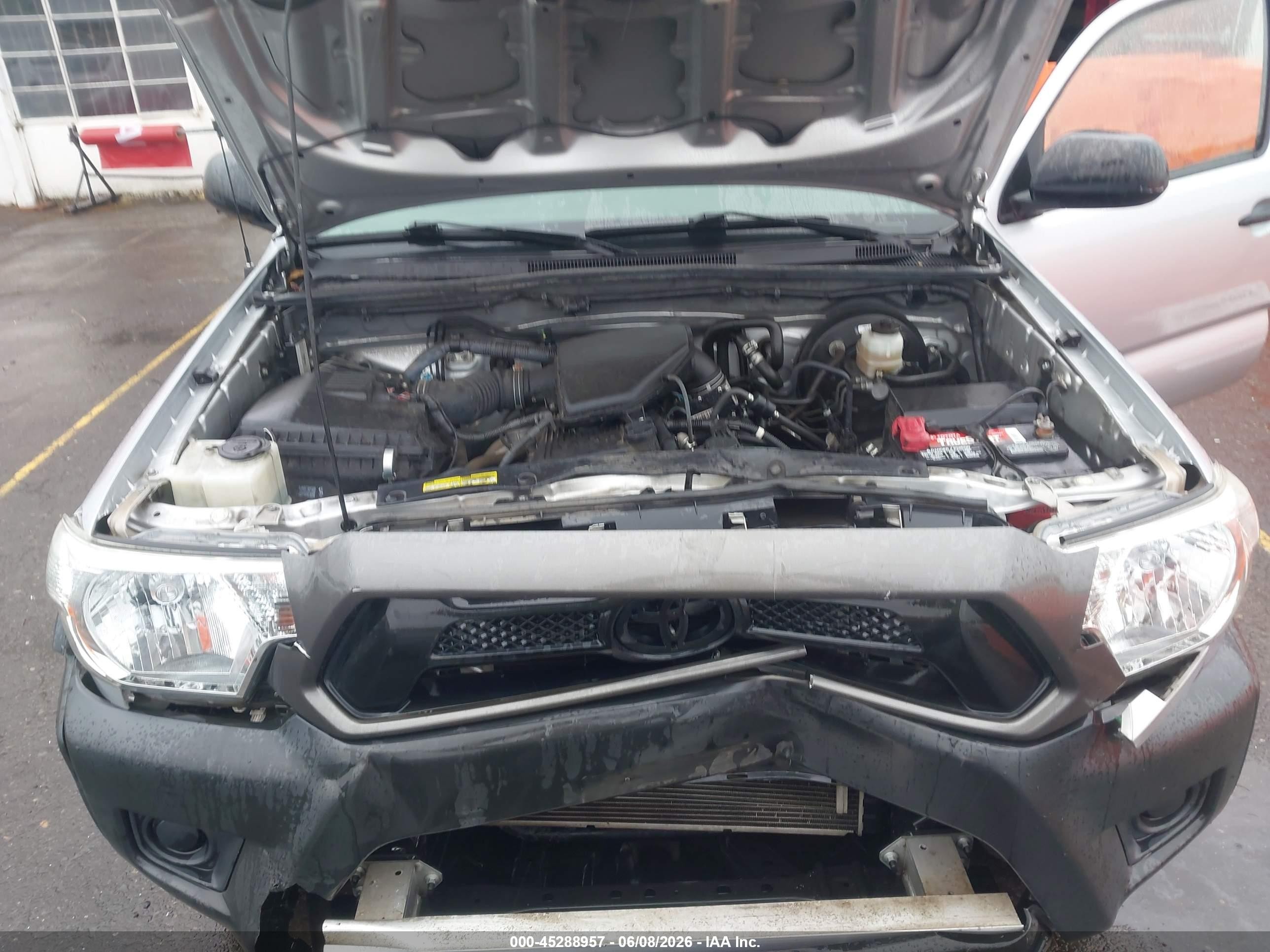 2012 Toyota Tacoma   Silver vin: 5TFPX4EN9CX011693