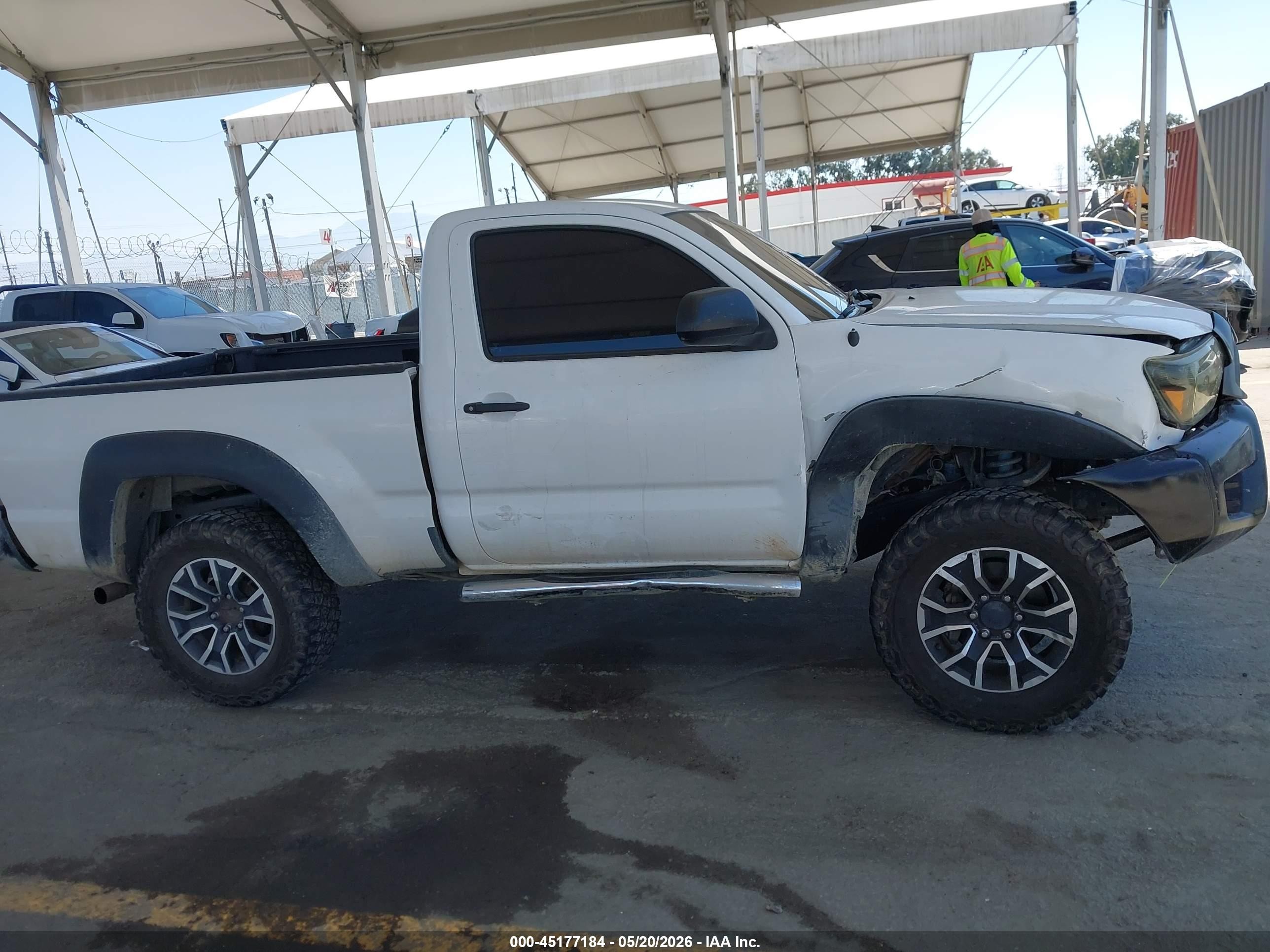 2012 Toyota Tacoma   White vin: 5TFPX4EN9CX012410