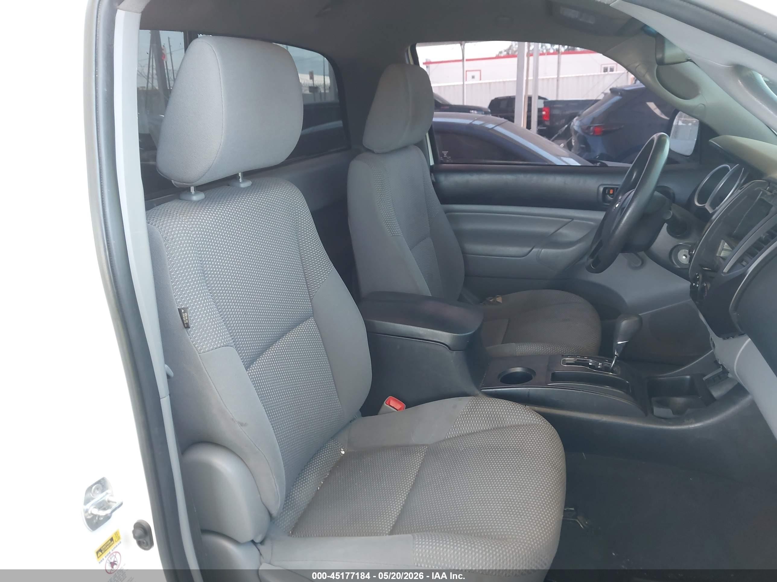 2012 Toyota Tacoma   White vin: 5TFPX4EN9CX012410