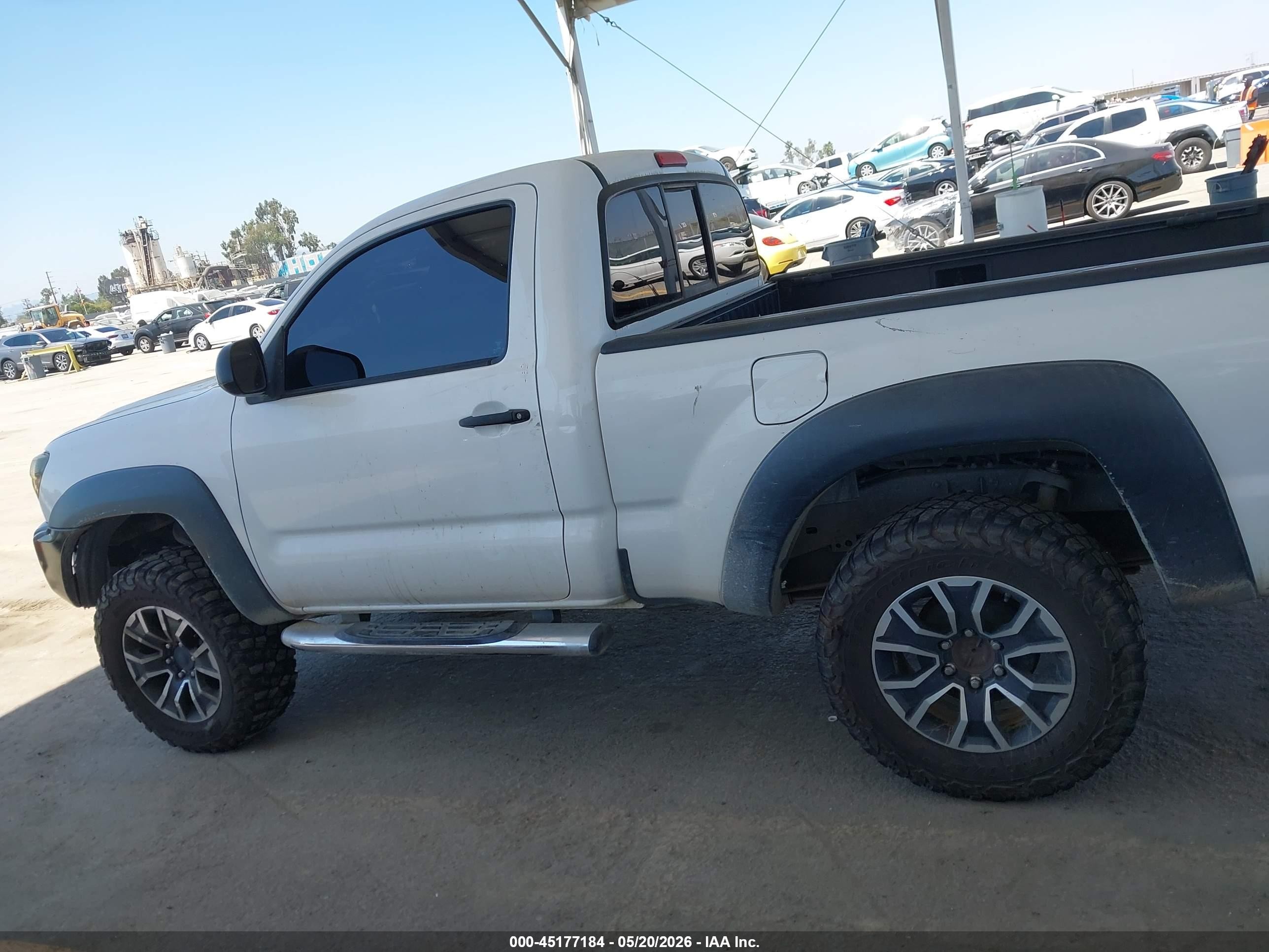 2012 Toyota Tacoma   White vin: 5TFPX4EN9CX012410