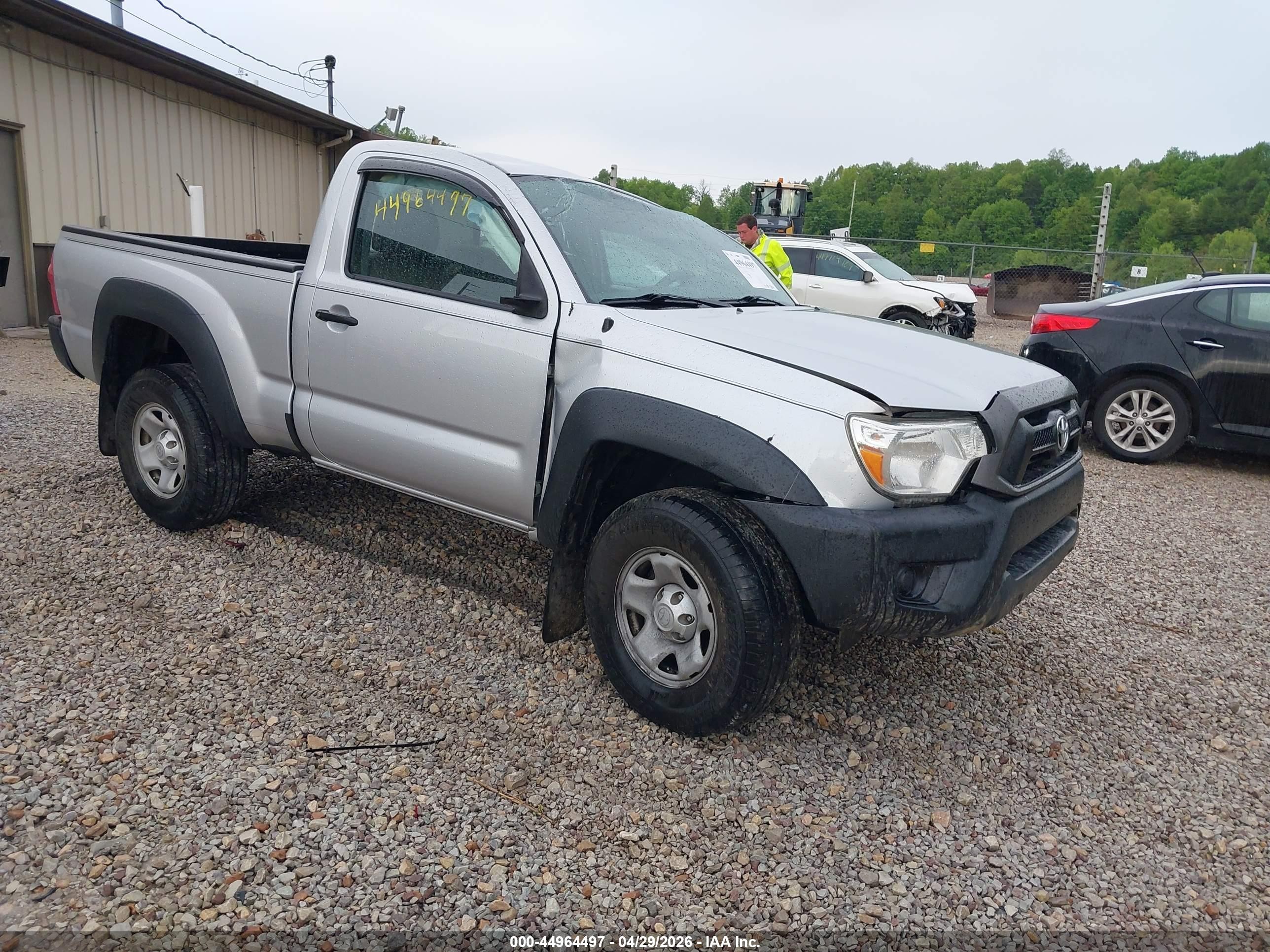 2013 Toyota Tacoma   Silver vin: 5TFPX4ENXDX017455