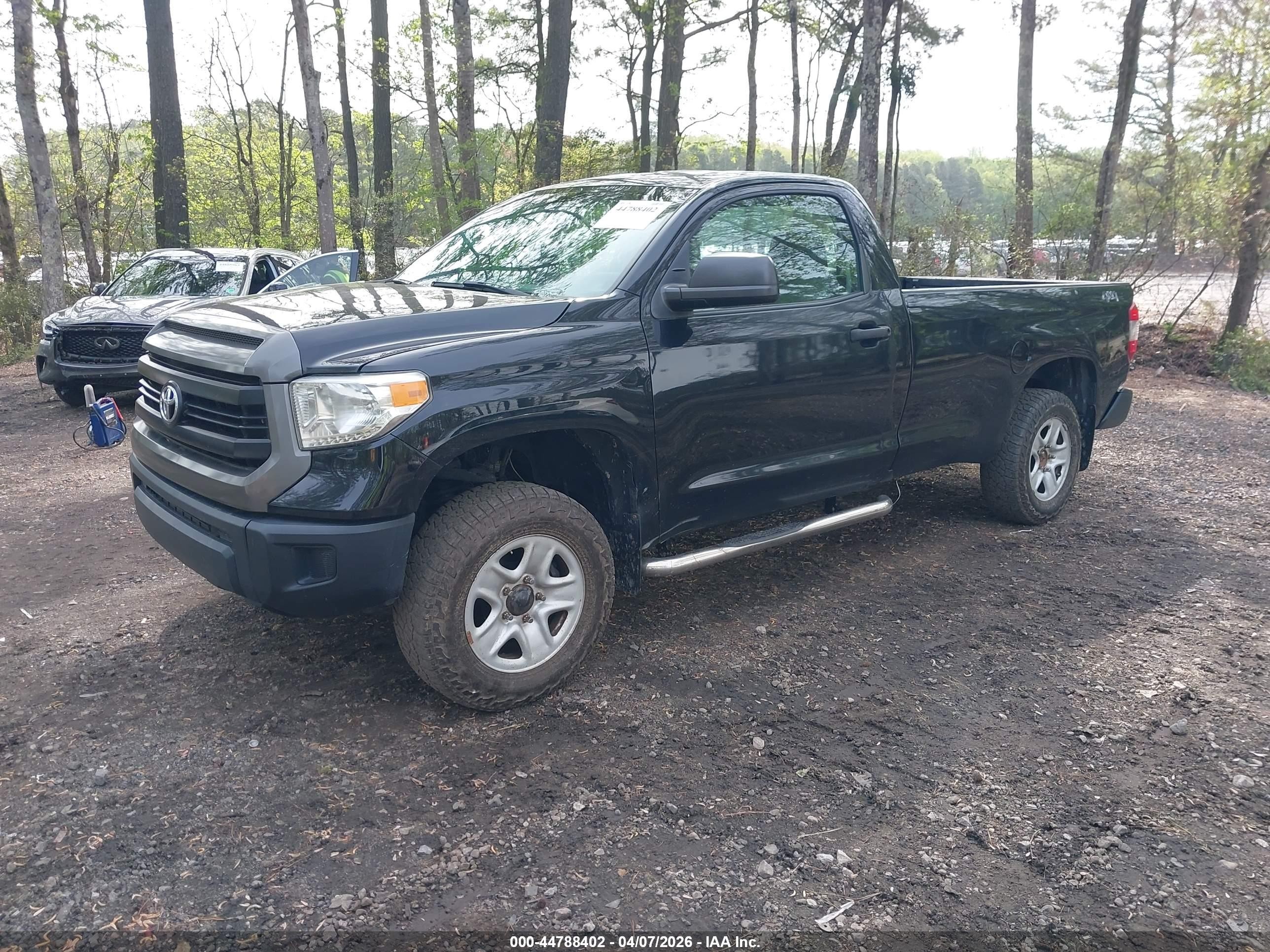 2014 Toyota Tundra Sr 5.7l V8 Черный vin: 5TFPY5F11EX376404