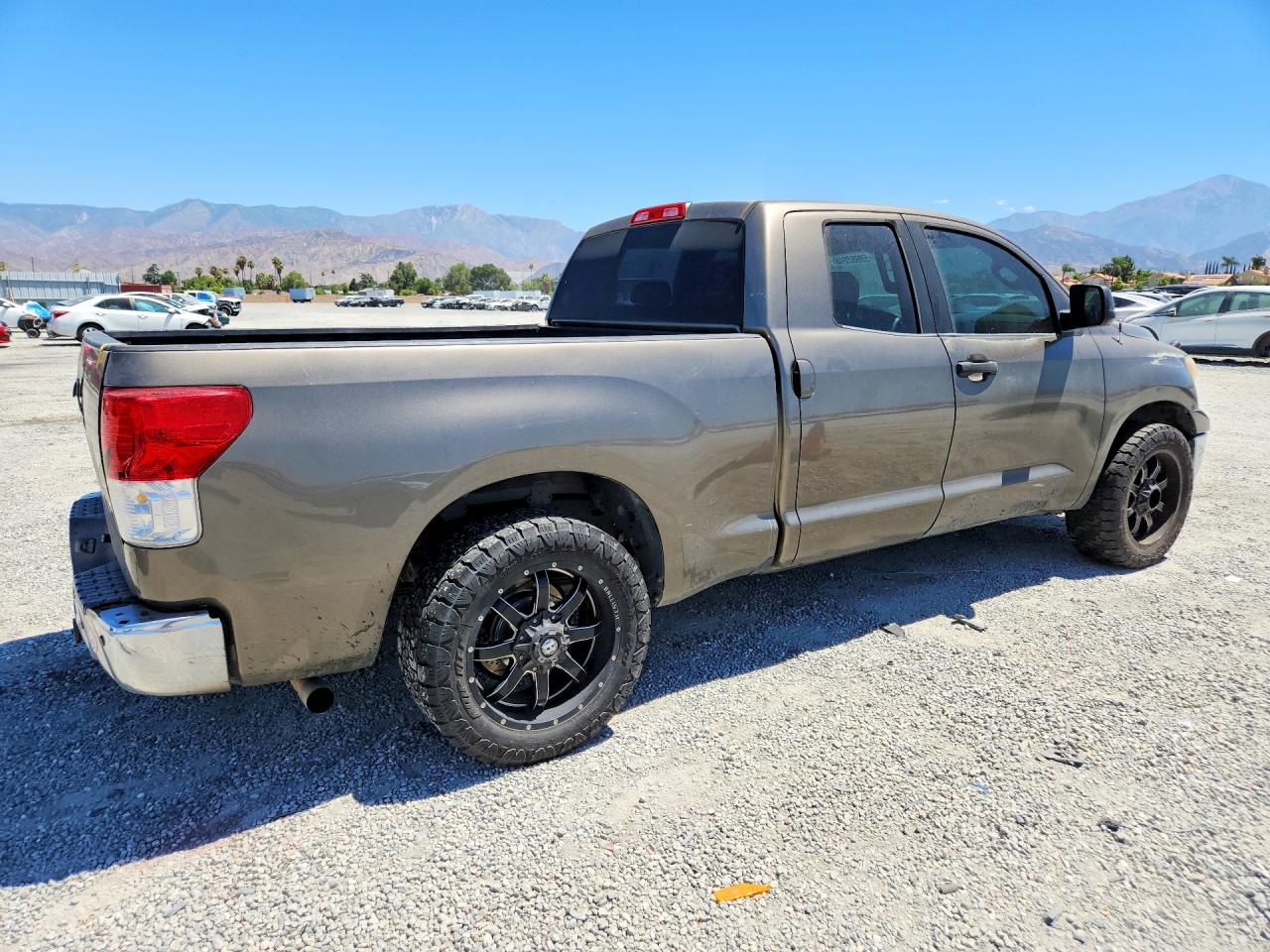 2010 Toyota Tundra Double Cab Sr5 Gray vin: 5TFRM5F10AX019827