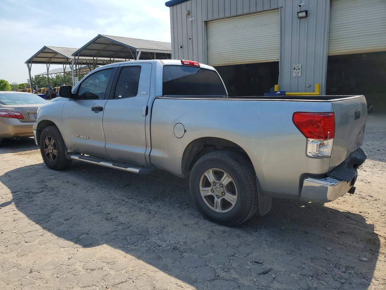 2011 Toyota Tundra Grade Silver vin: 5TFRM5F10BX022468