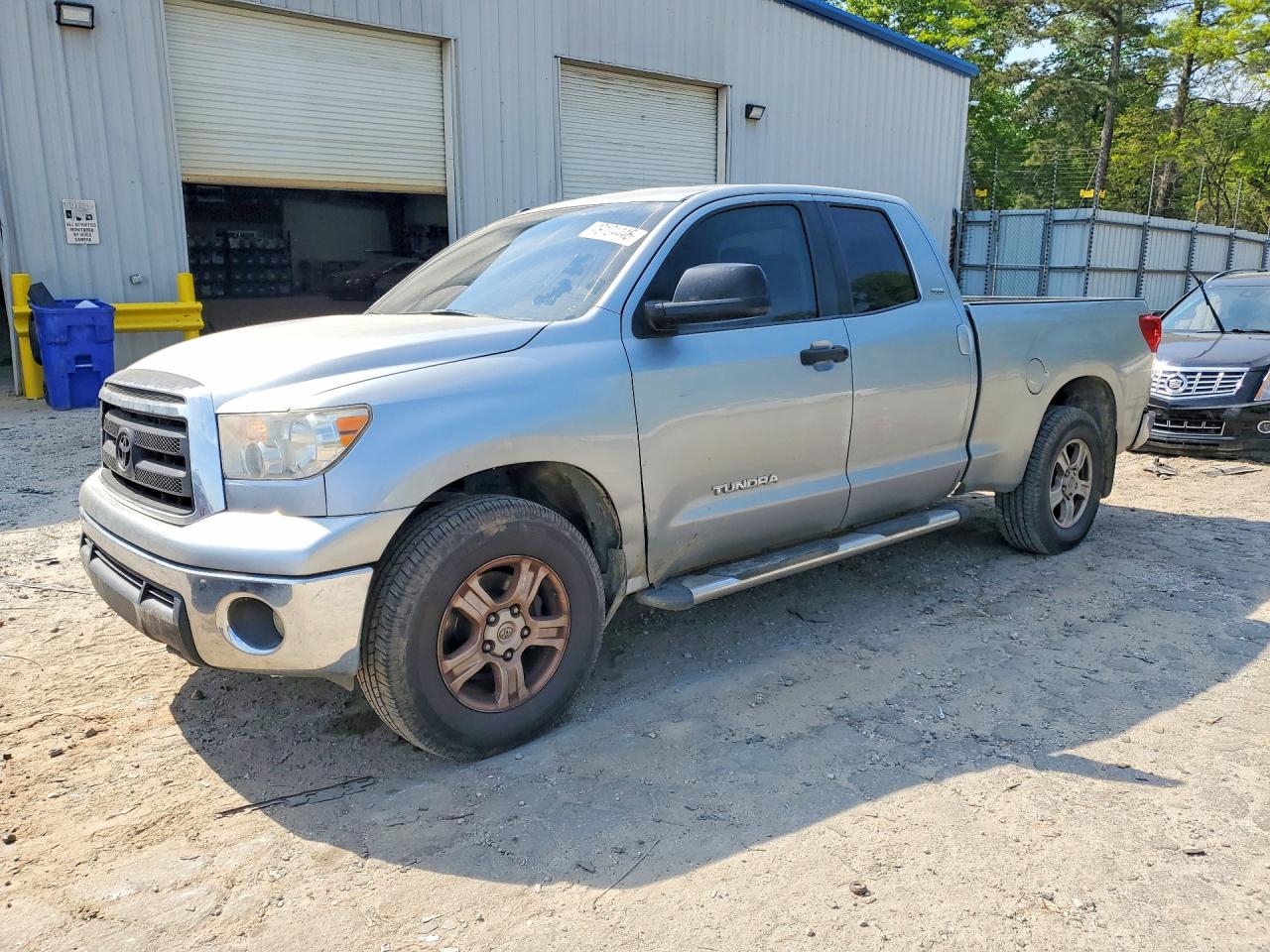 2011 Toyota Tundra Grade Серебряный vin: 5TFRM5F10BX022468