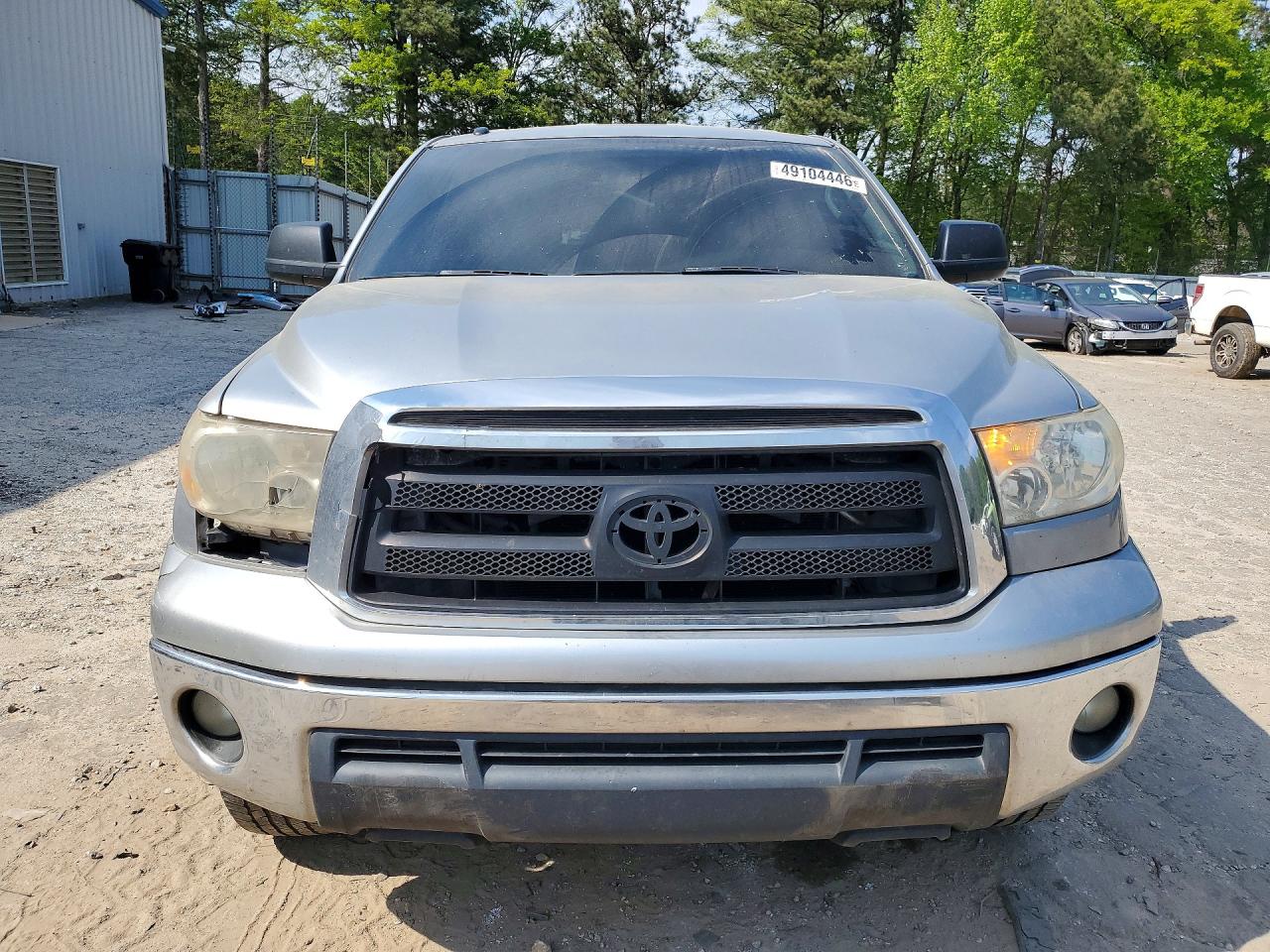 2011 Toyota Tundra Grade Silver vin: 5TFRM5F10BX022468