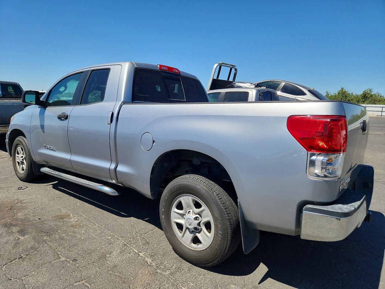 2013 Toyota Tundra Double Cab Sr5 Silver vin: 5TFRM5F10DX066974