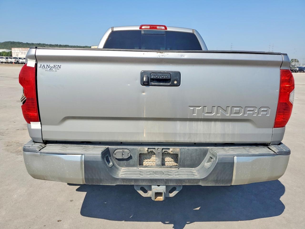 2014 Toyota Tundra Sr5 Gray vin: 5TFRM5F10EX072291
