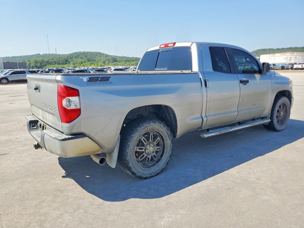 2014 Toyota Tundra Sr5 Gray vin: 5TFRM5F10EX072291