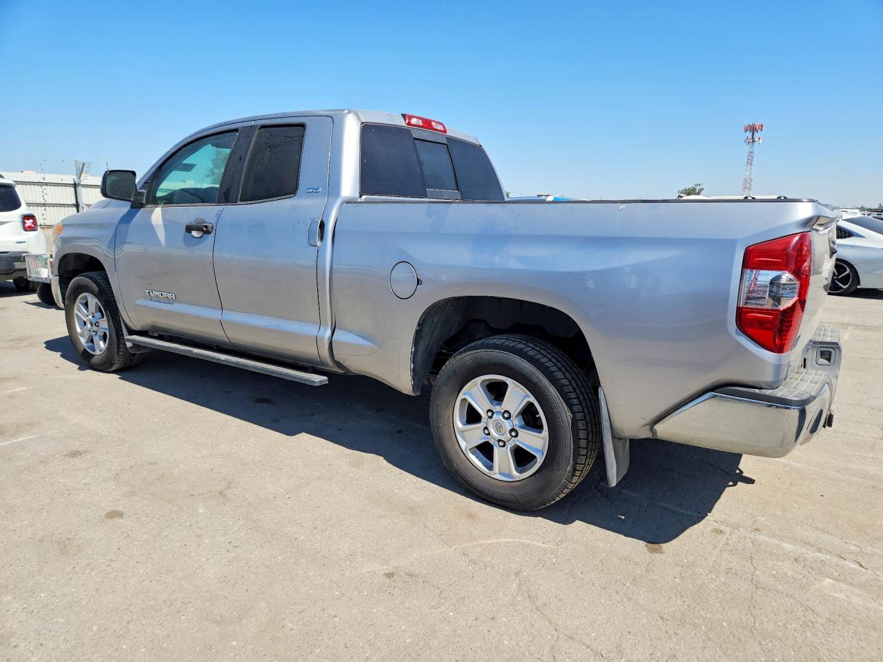 2014 Toyota Tundra Sr5 Silver vin: 5TFRM5F10EX077765
