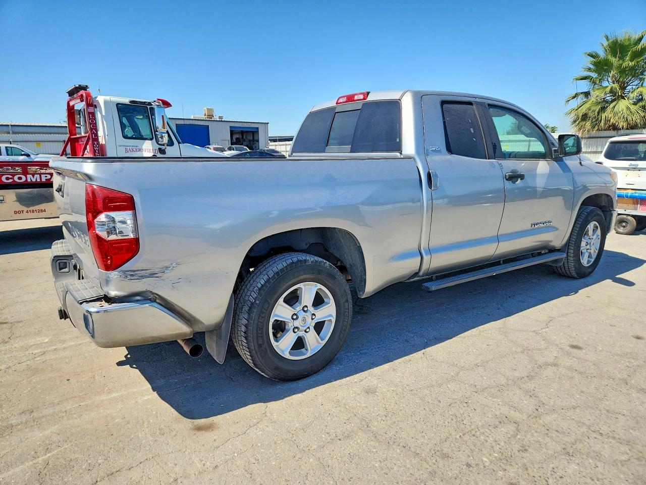 2014 Toyota Tundra Sr5 Silver vin: 5TFRM5F10EX077765