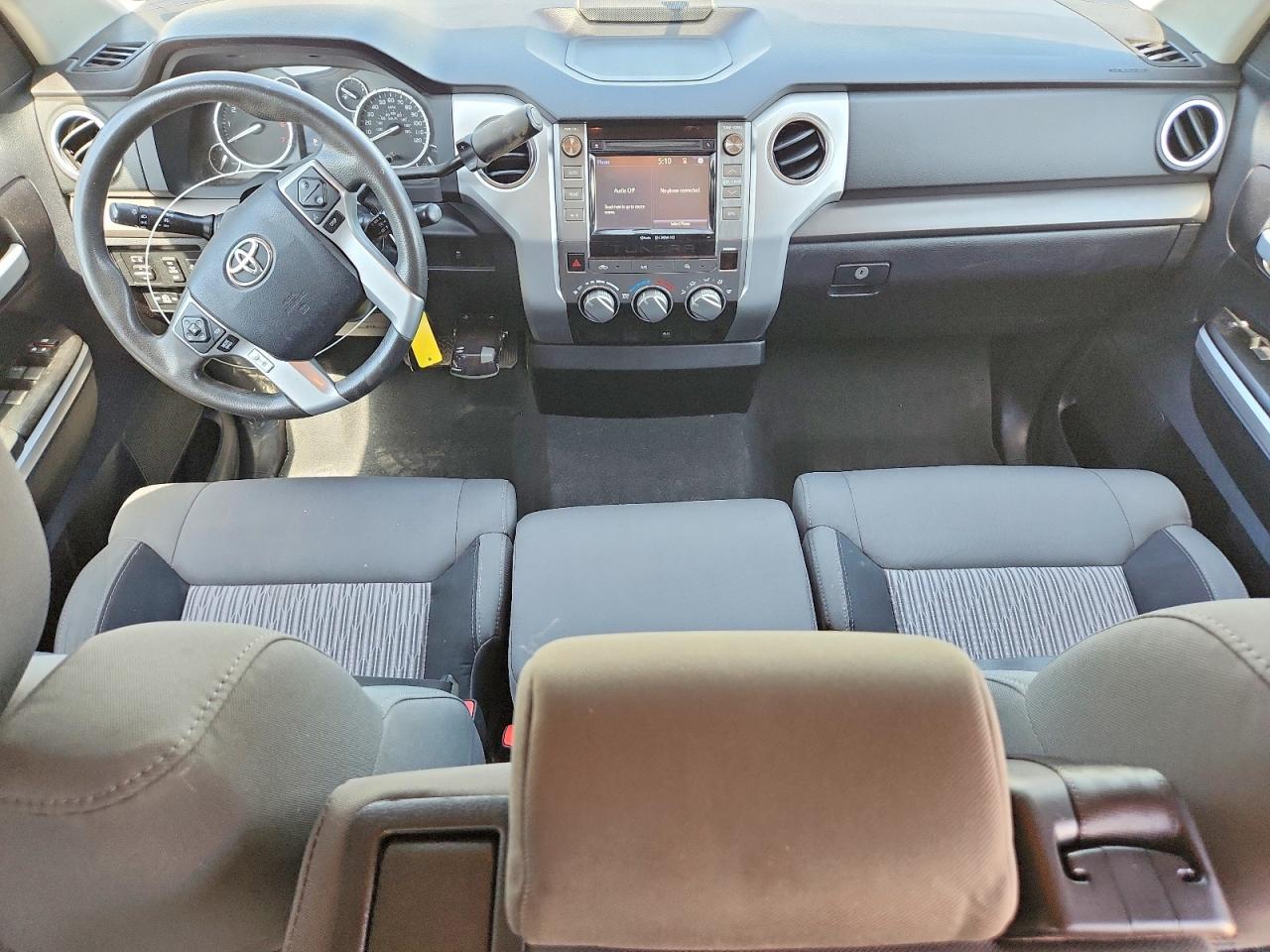 2014 Toyota Tundra Sr5 Silver vin: 5TFRM5F10EX077765