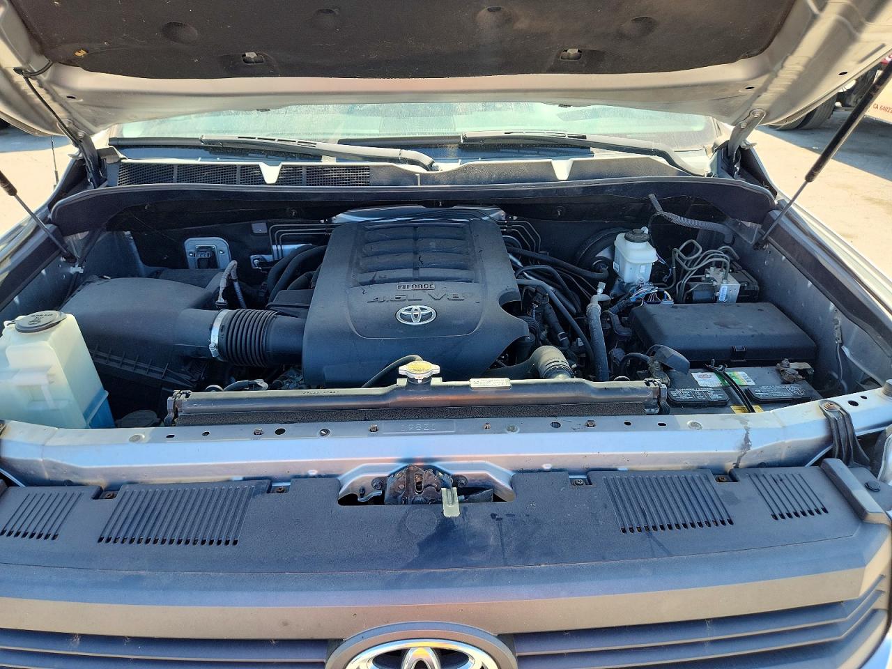2014 Toyota Tundra Sr5 Silver vin: 5TFRM5F10EX077765