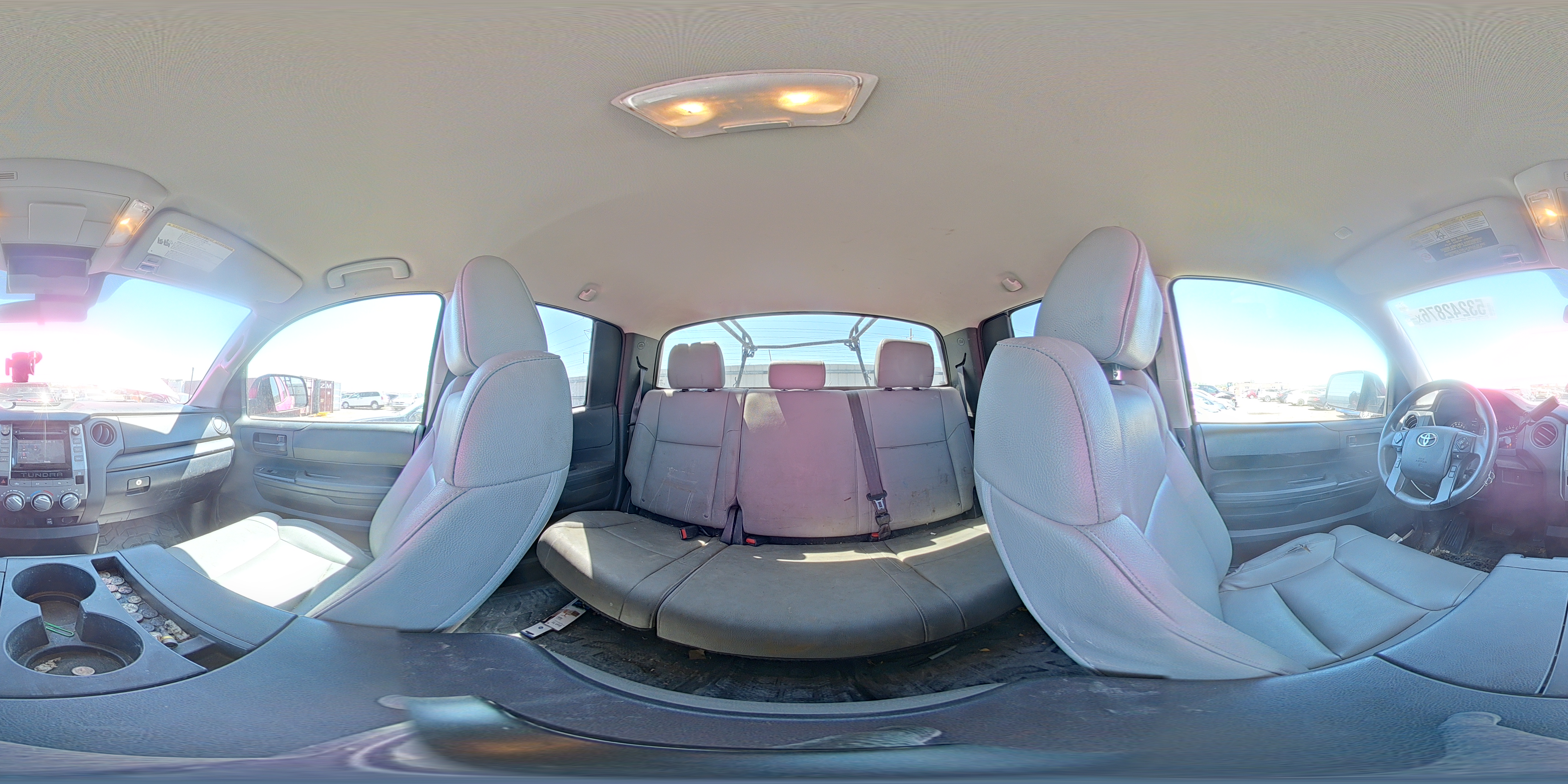 2019 Toyota Tundra White vin: 5TFRM5F10KX141444