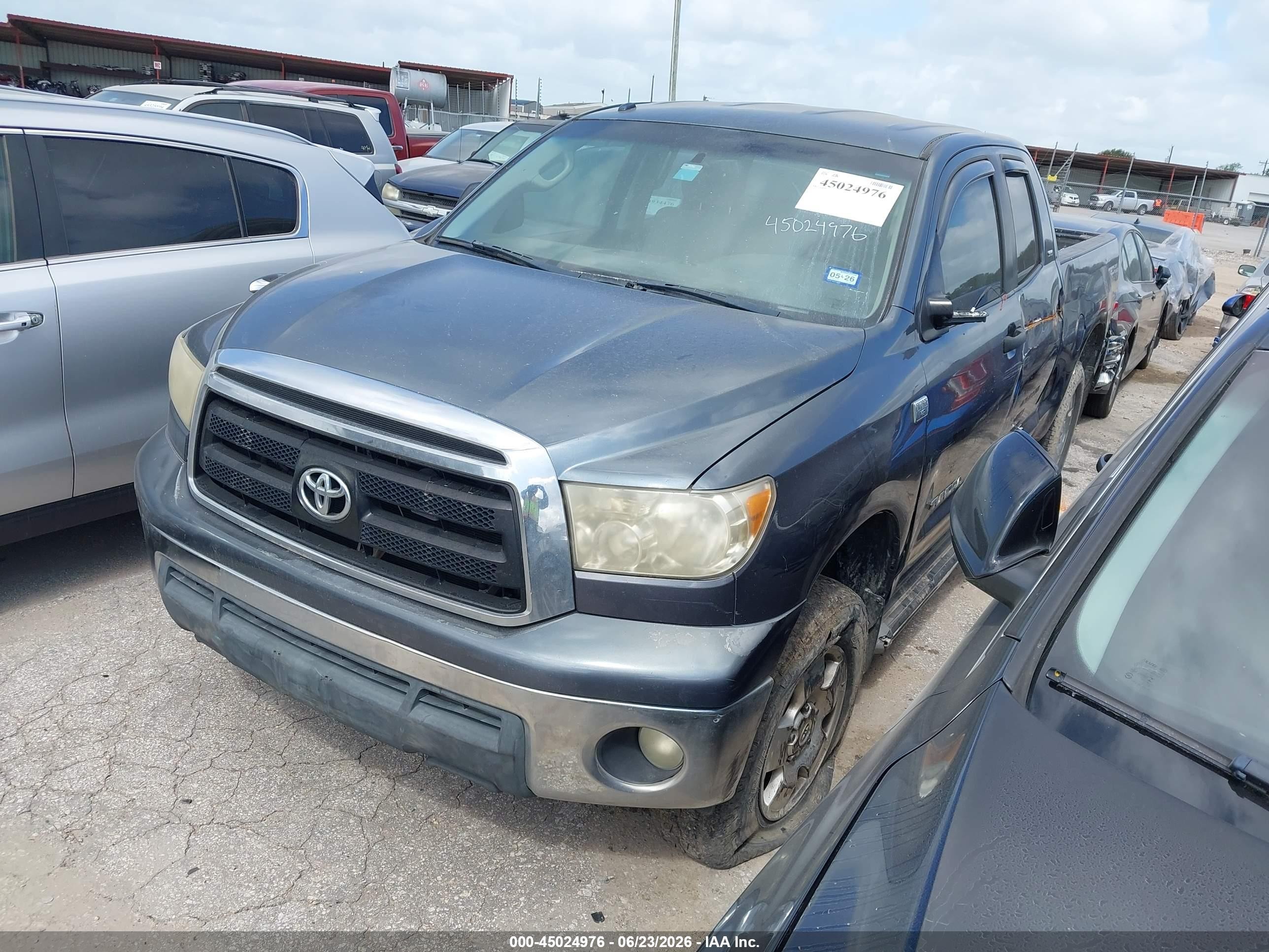 2010 Toyota Tundra Grade 4.6l V8 Серый vin: 5TFRM5F11AX002616