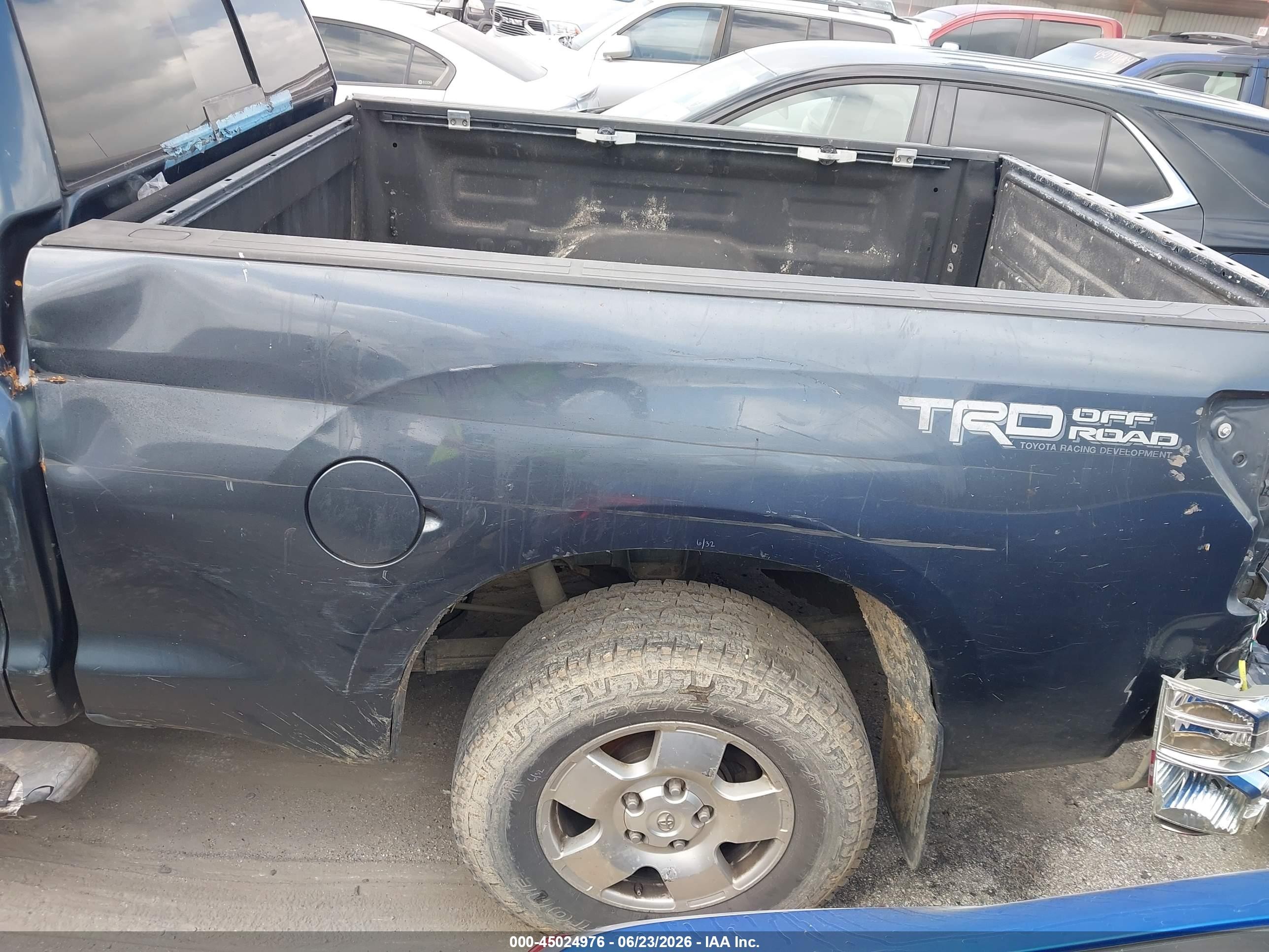 2010 Toyota Tundra Grade 4.6l V8 Серый vin: 5TFRM5F11AX002616