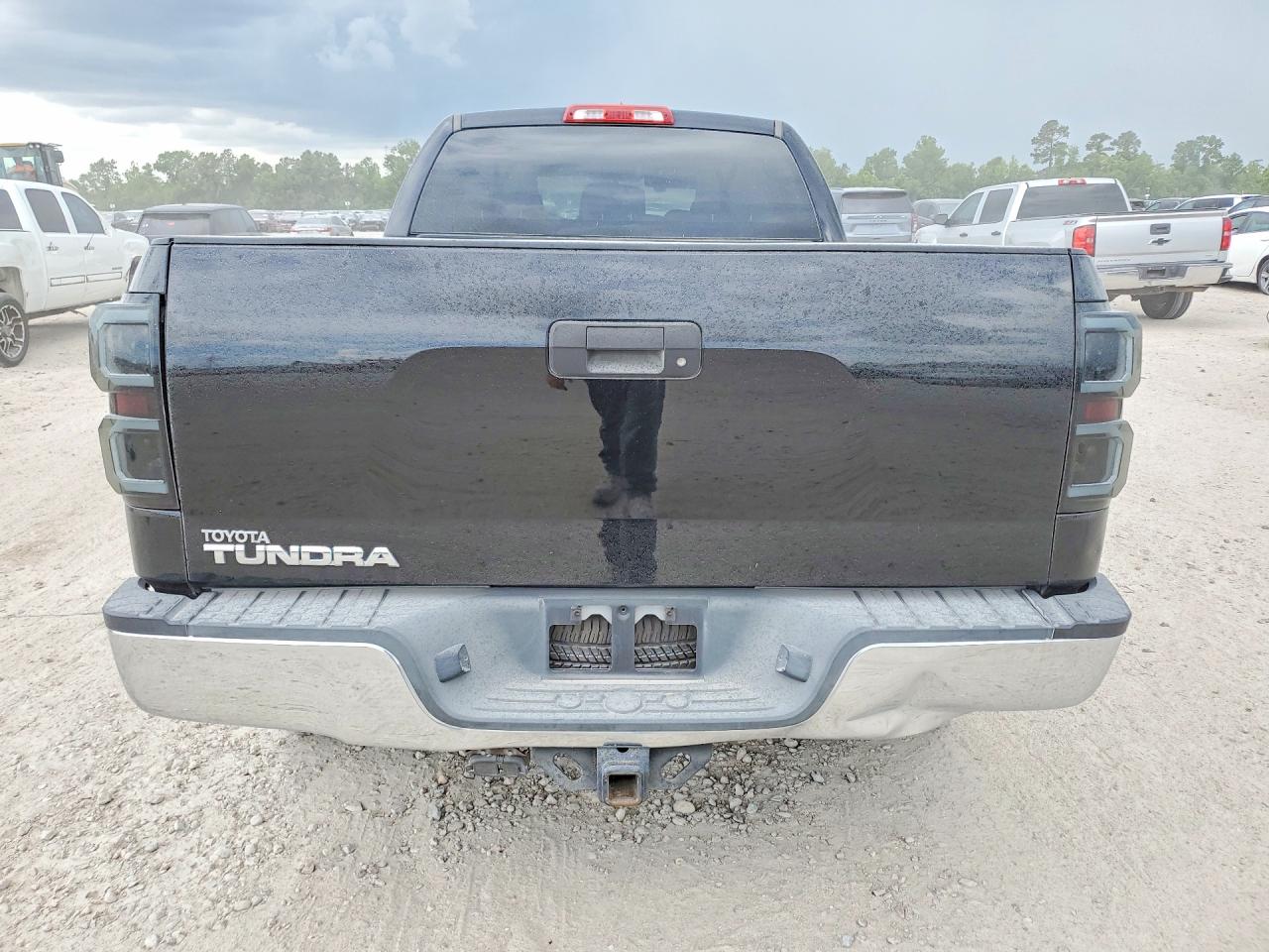 2010 Toyota Tundra Double Cab Sr5 Black vin: 5TFRM5F11AX006410