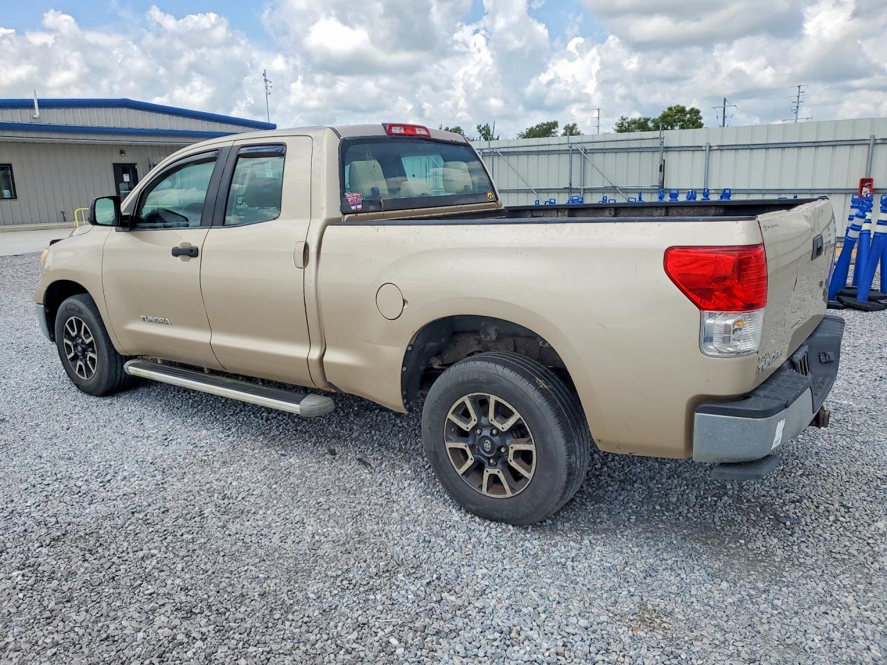 2010 Toyota Tundra Double Cab Sr5 Tan vin: 5TFRM5F11AX020243