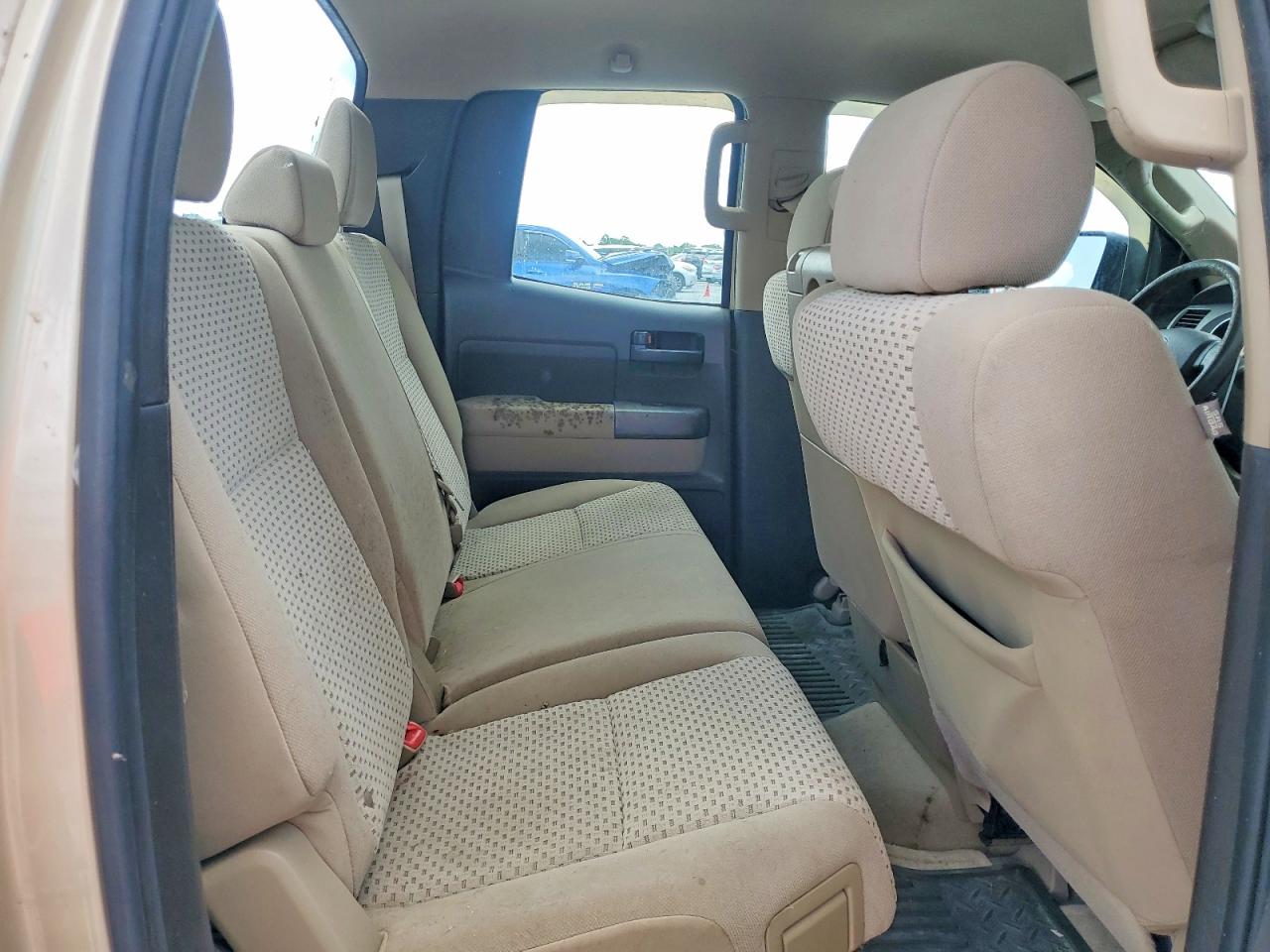 2010 Toyota Tundra Double Cab Sr5 Tan vin: 5TFRM5F11AX020243