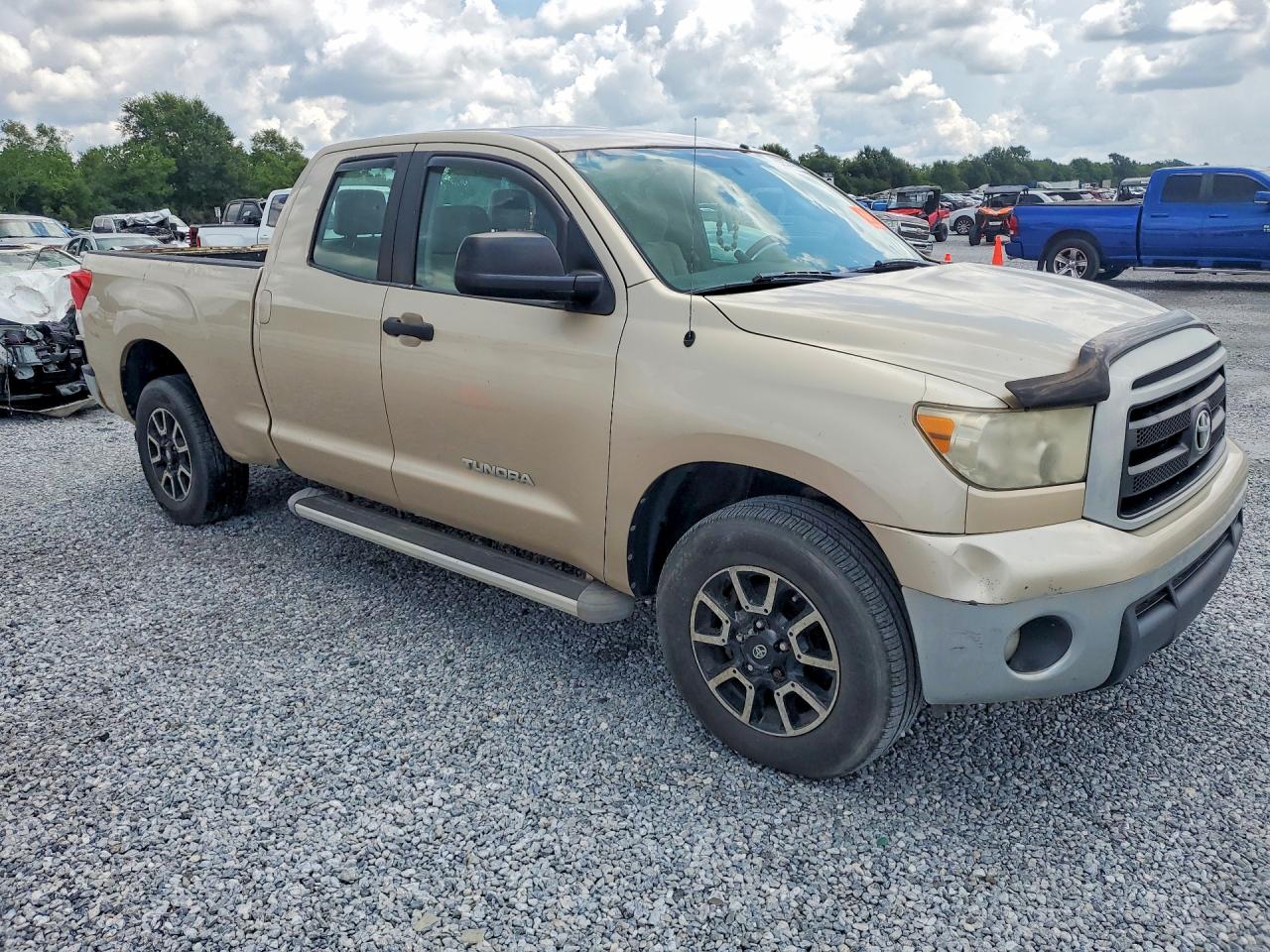 2010 Toyota Tundra Double Cab Sr5 Tan vin: 5TFRM5F11AX020243