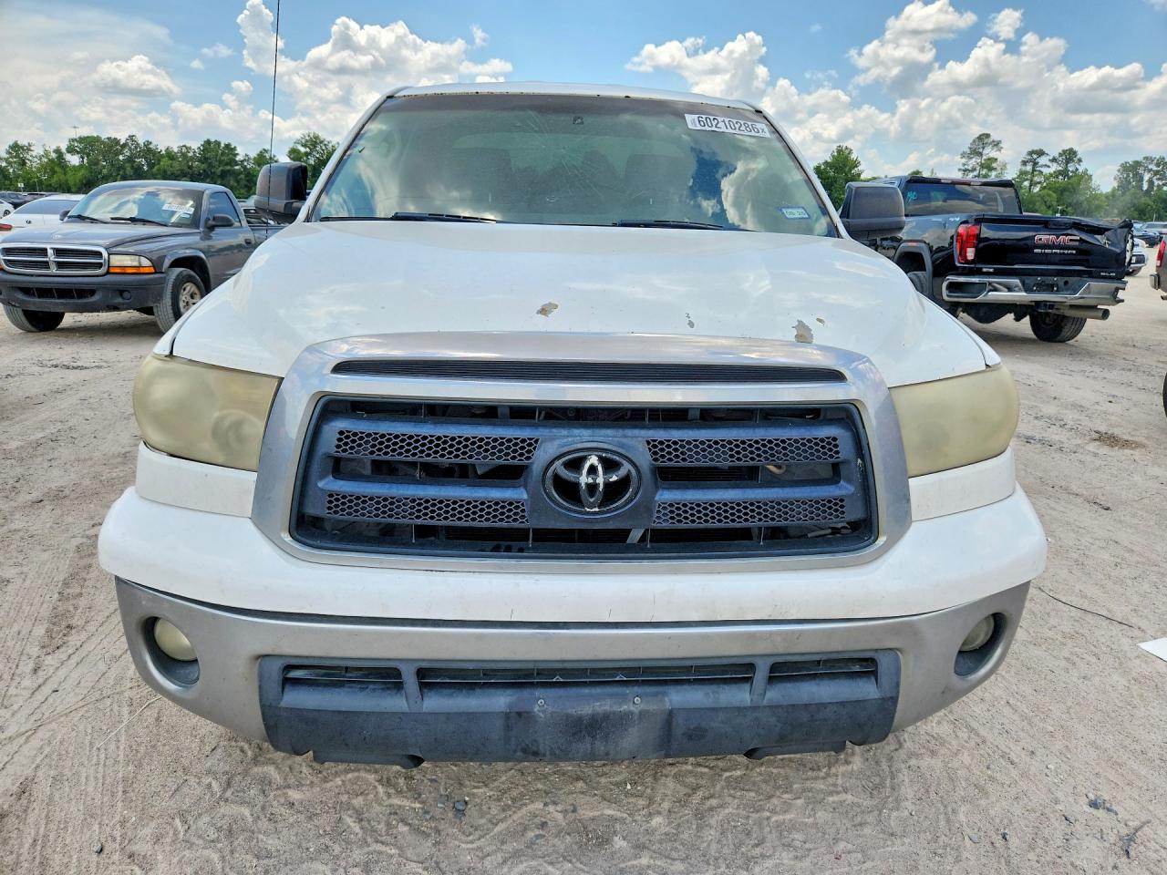 2011 Toyota Tundra Double Cab Sr5 White vin: 5TFRM5F11BX022656