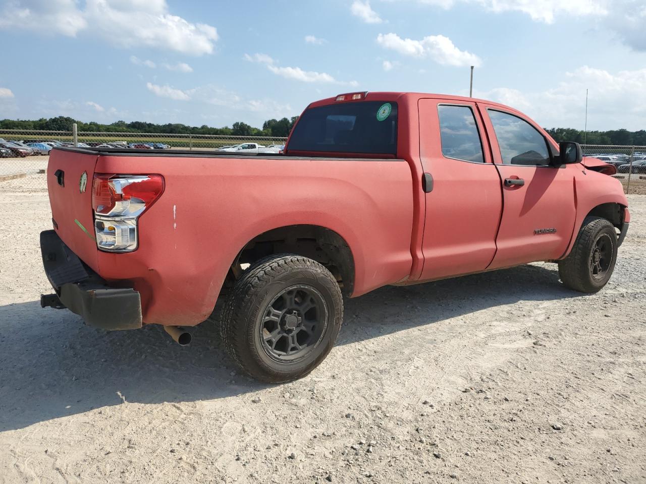 2011 Toyota Tundra Double Cab Sr5 Красный vin: 5TFRM5F11BX026402