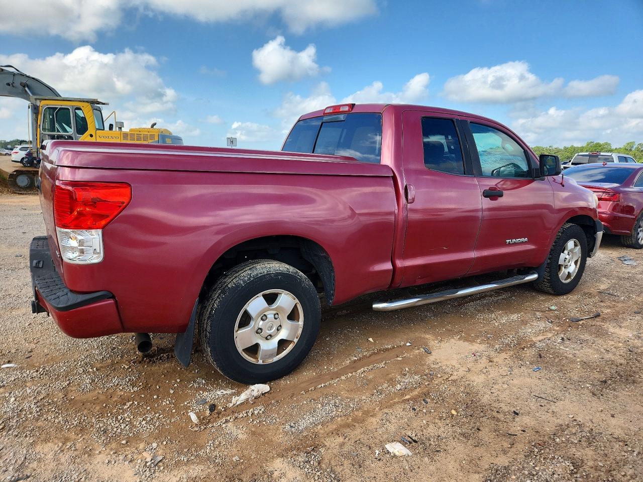2011 Toyota Tundra Double Cab Sr5 Maroon vin: 5TFRM5F11BX034144