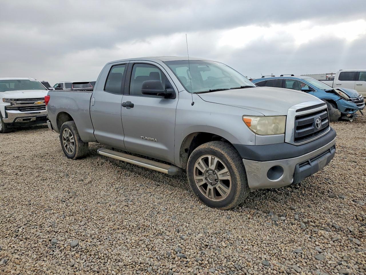 2011 Toyota Tundra Double Cab Sr5 Silver vin: 5TFRM5F11BX034354
