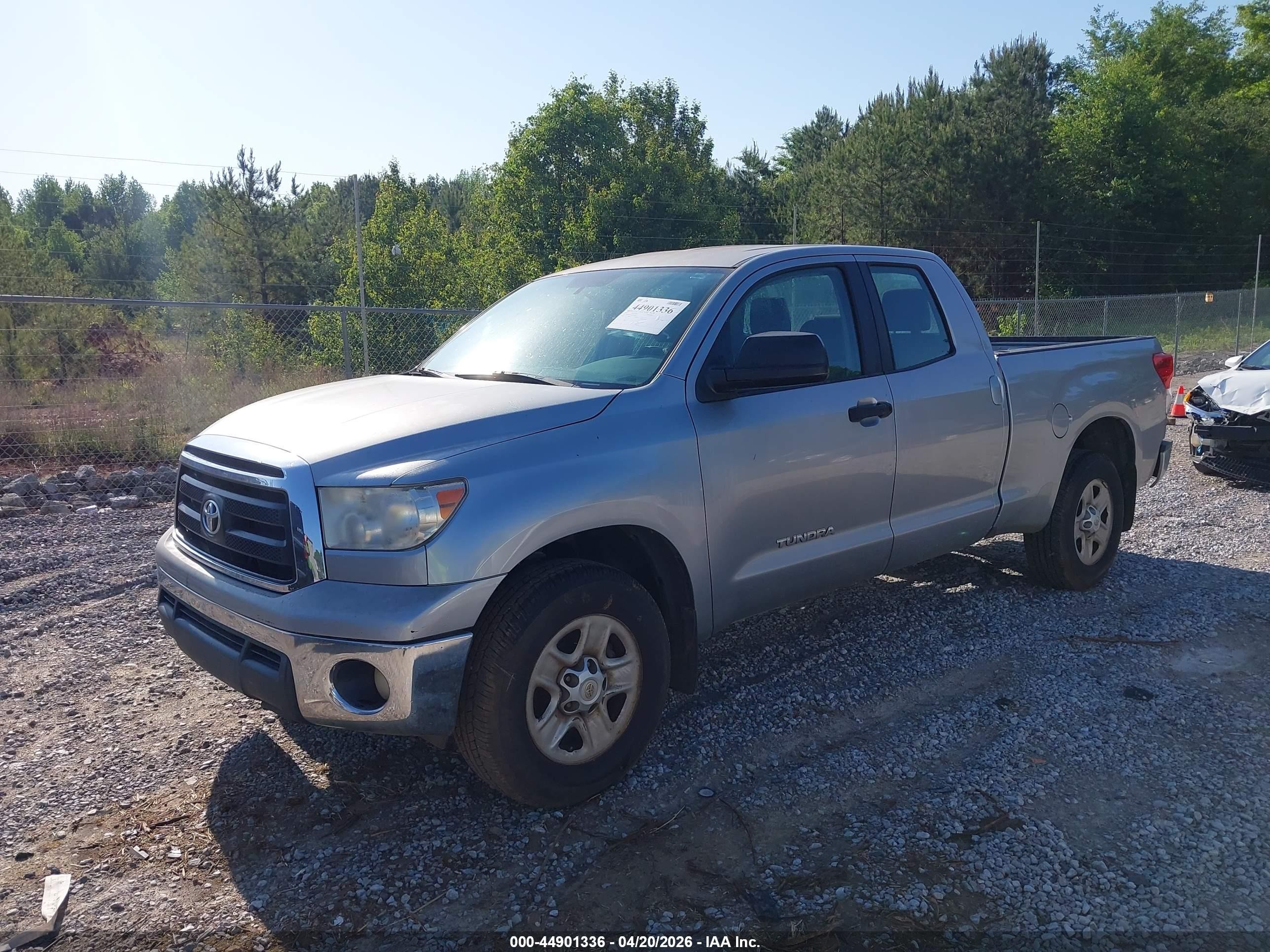 2012 Toyota Tundra Grade 4.6l V8 Silver vin: 5TFRM5F11CX039488