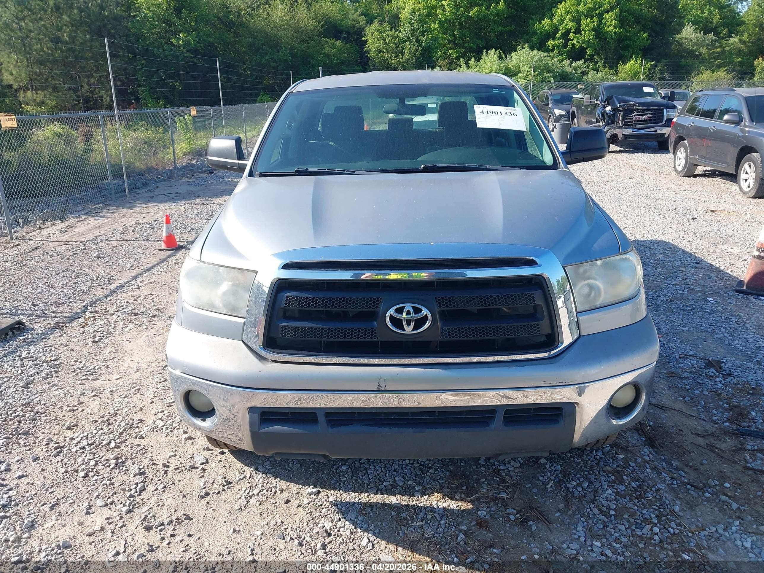 2012 Toyota Tundra Grade 4.6l V8 Silver vin: 5TFRM5F11CX039488
