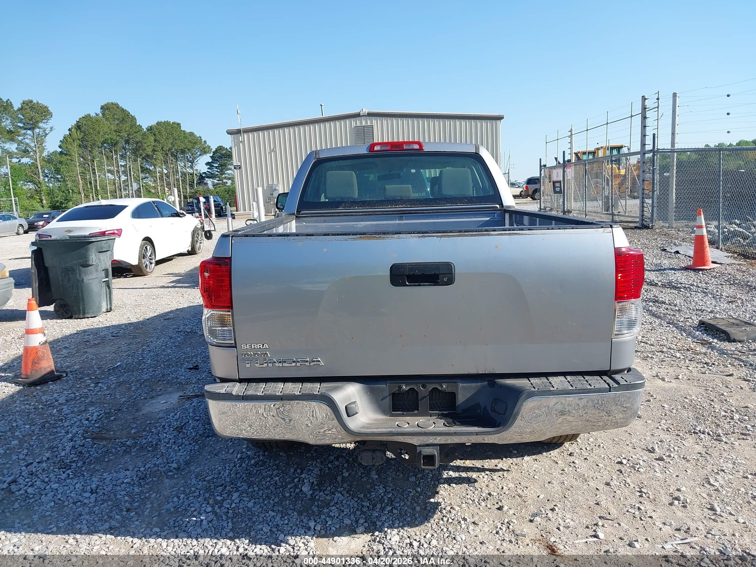 2012 Toyota Tundra Grade 4.6l V8 Silver vin: 5TFRM5F11CX039488
