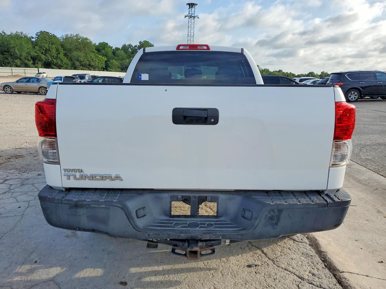 2013 Toyota Tundra Double Cab Sr5 White vin: 5TFRM5F11DX055840