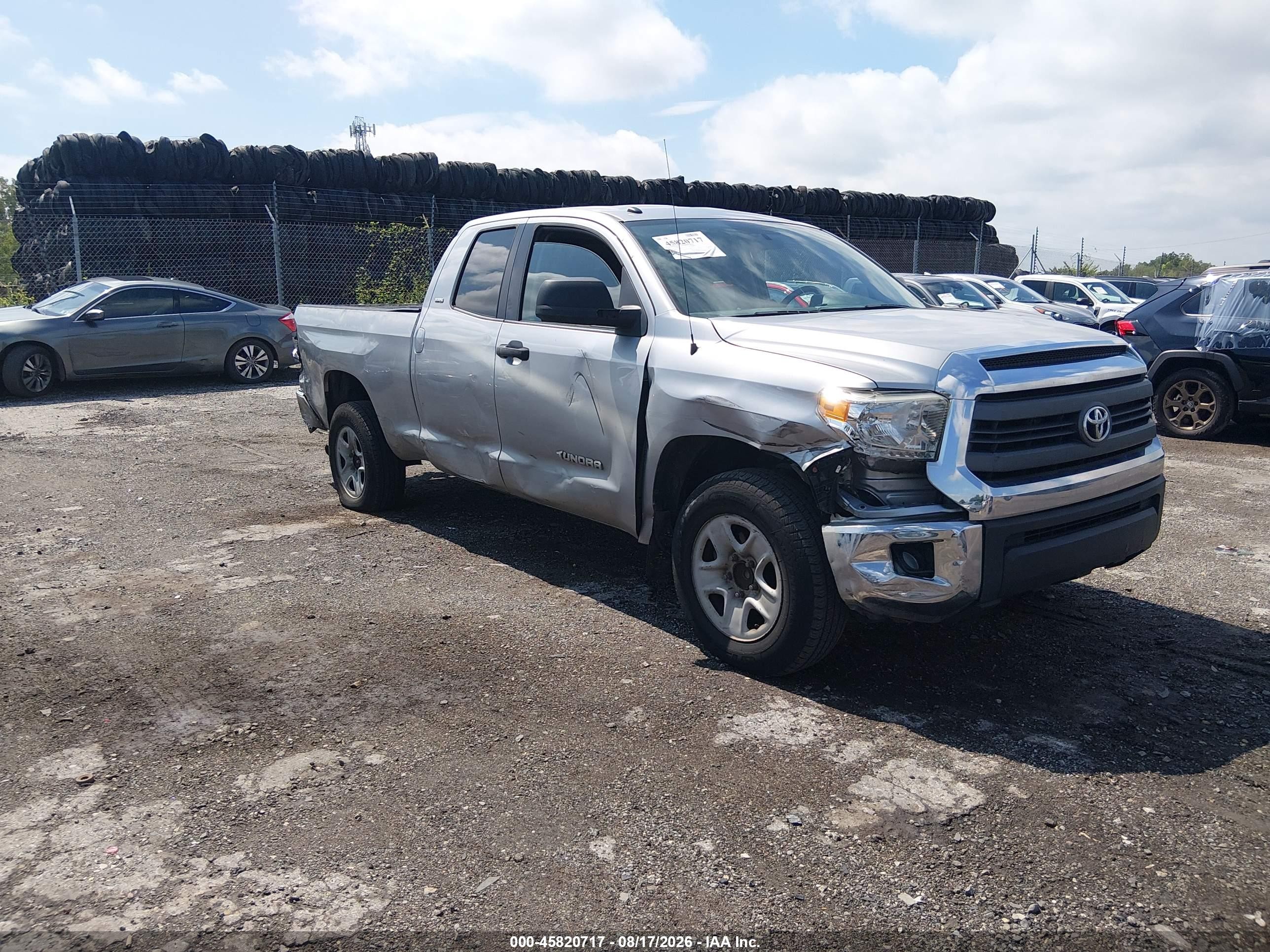 2014 Toyota Tundra Sr5 4.6l V8 Silver vin: 5TFRM5F11EX073711