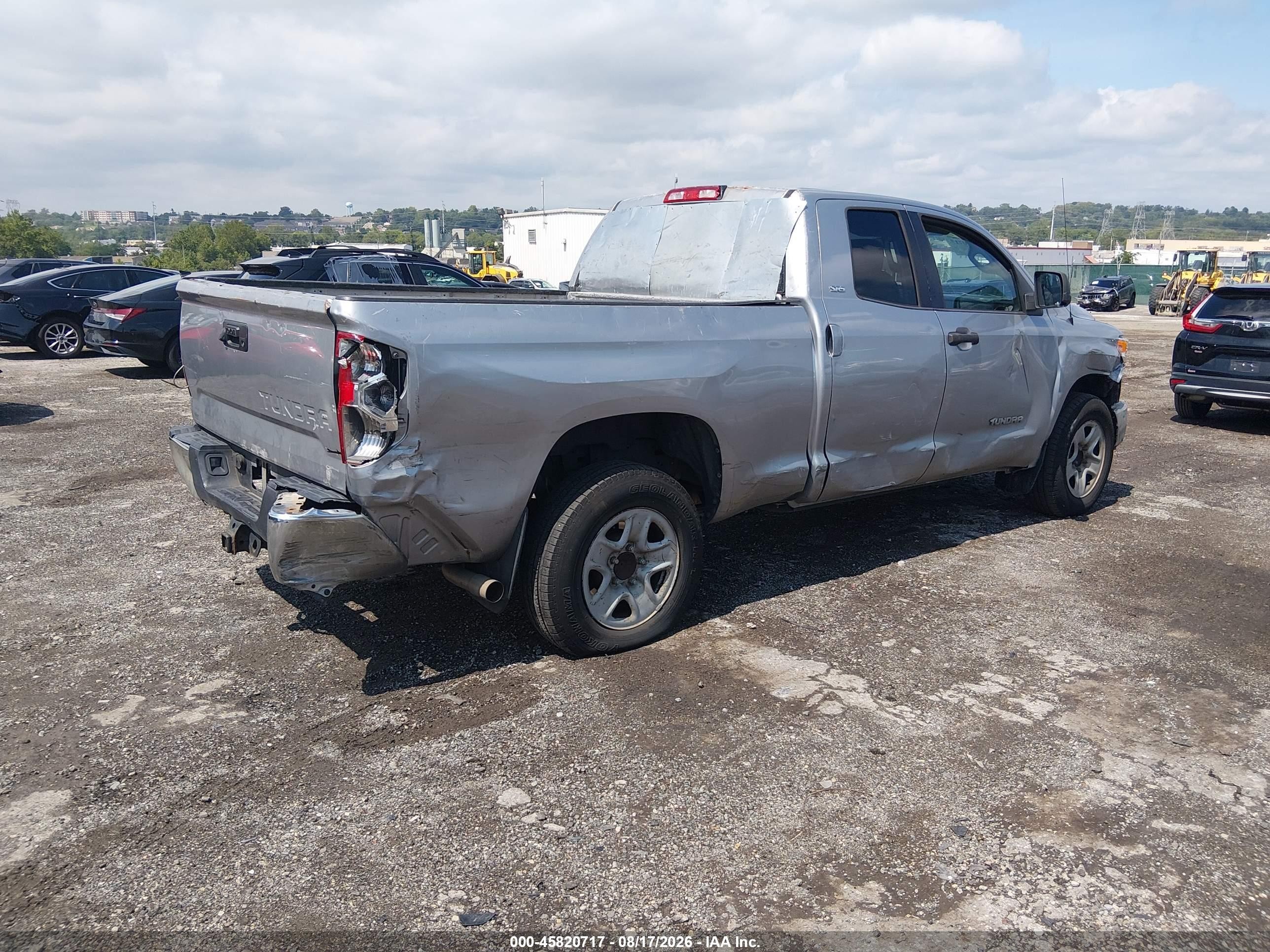 2014 Toyota Tundra Sr5 4.6l V8 Silver vin: 5TFRM5F11EX073711