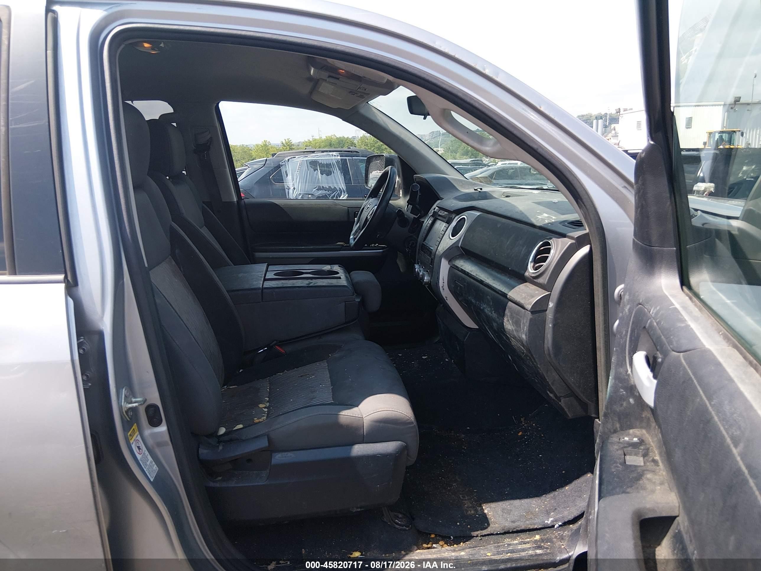 2014 Toyota Tundra Sr5 4.6l V8 Silver vin: 5TFRM5F11EX073711