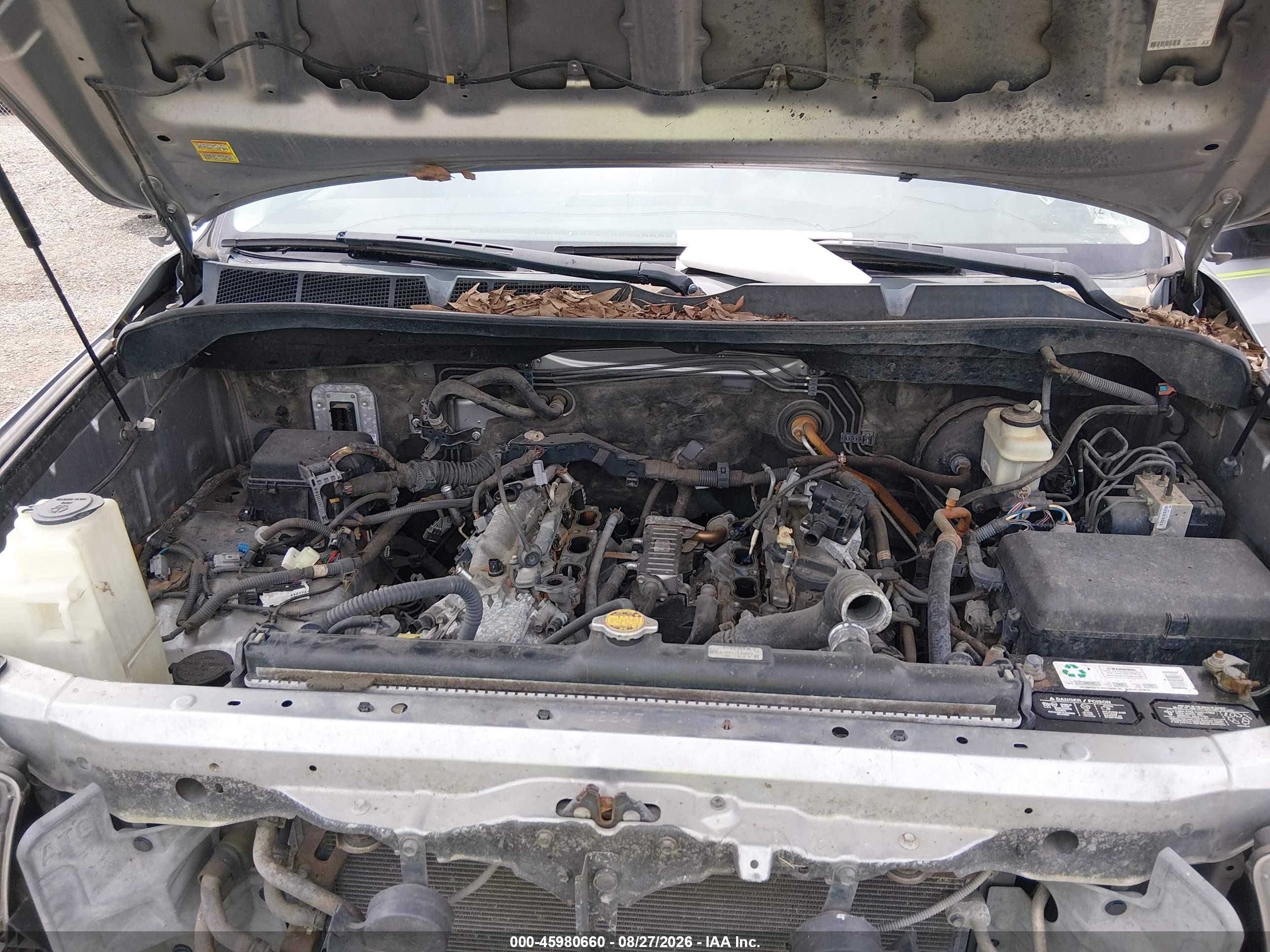 2010 Toyota Tundra Grade 4.6l V8 Серебряный vin: 5TFRM5F12AX015438