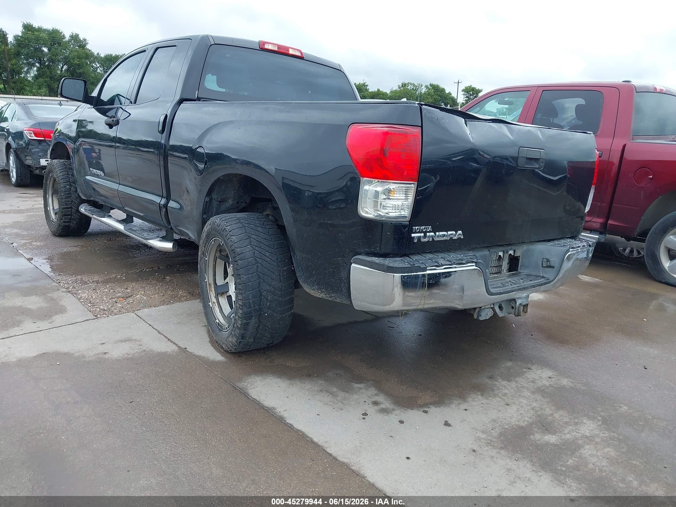 2010 Toyota Tundra Grade 4.6l V8 Black vin: 5TFRM5F12AX015570