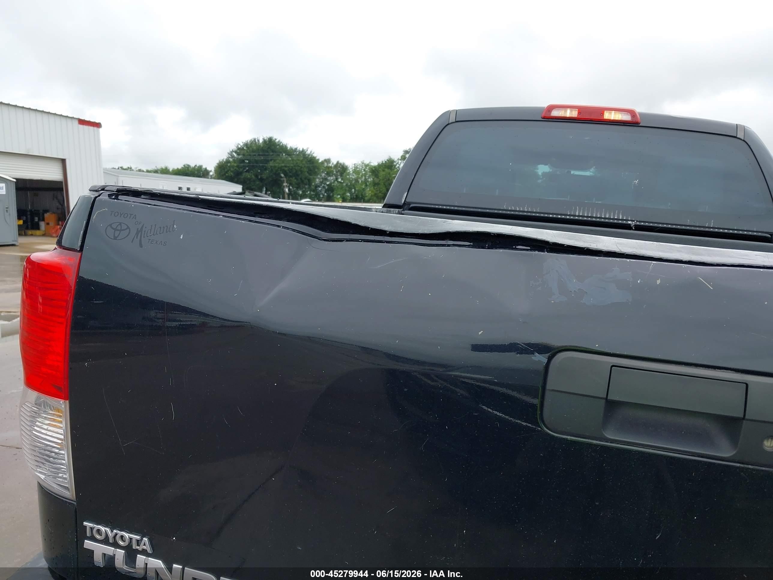2010 Toyota Tundra Grade 4.6l V8 Black vin: 5TFRM5F12AX015570
