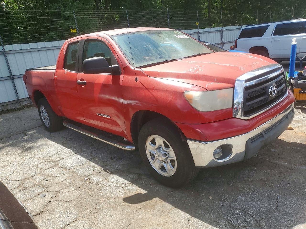 2011 Toyota Tundra Double Cab Sr5 Red vin: 5TFRM5F12BX022245