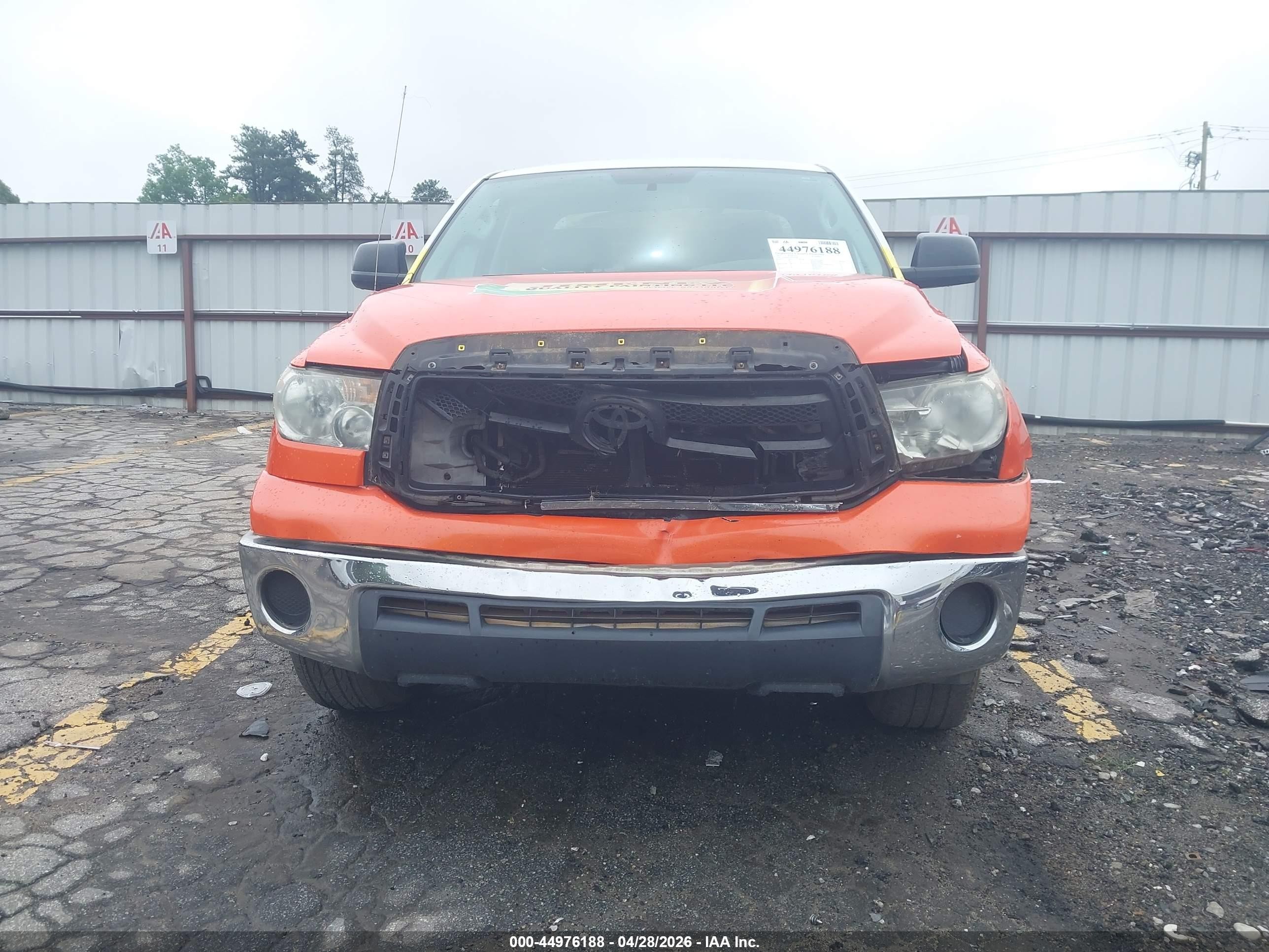 2011 Toyota Tundra Grade 4.6l V8 Orange vin: 5TFRM5F12BX023895